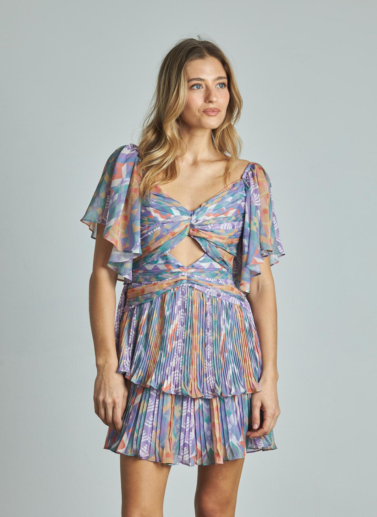 VESTIDO VOLANTES CUT OUT