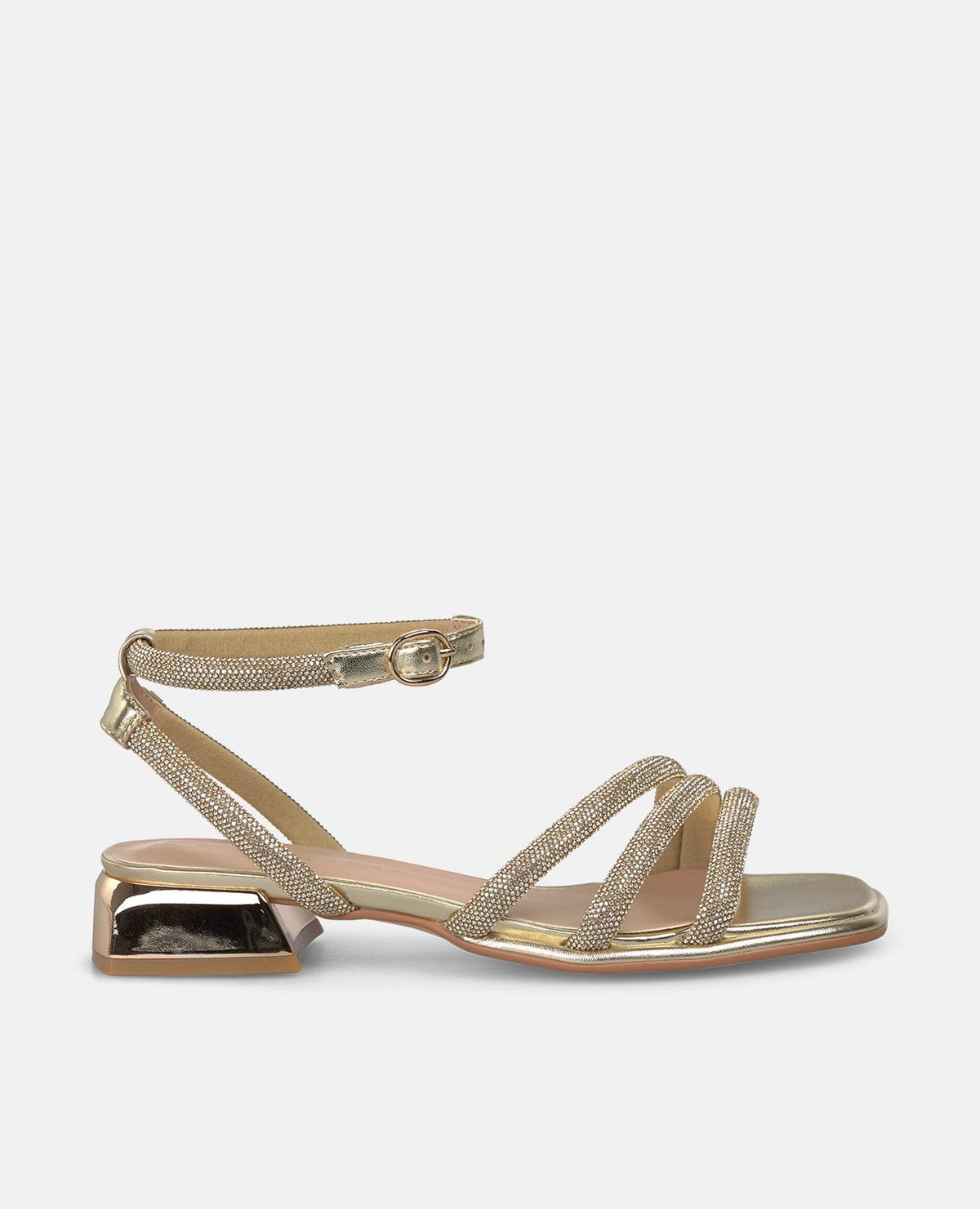 SANDALIA PLANA TRIPLE TIRA TUBULAR