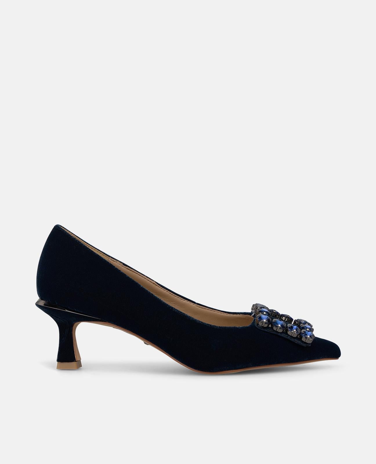 ZAPATO TACÓN TERCIOPELO CON ADORNO