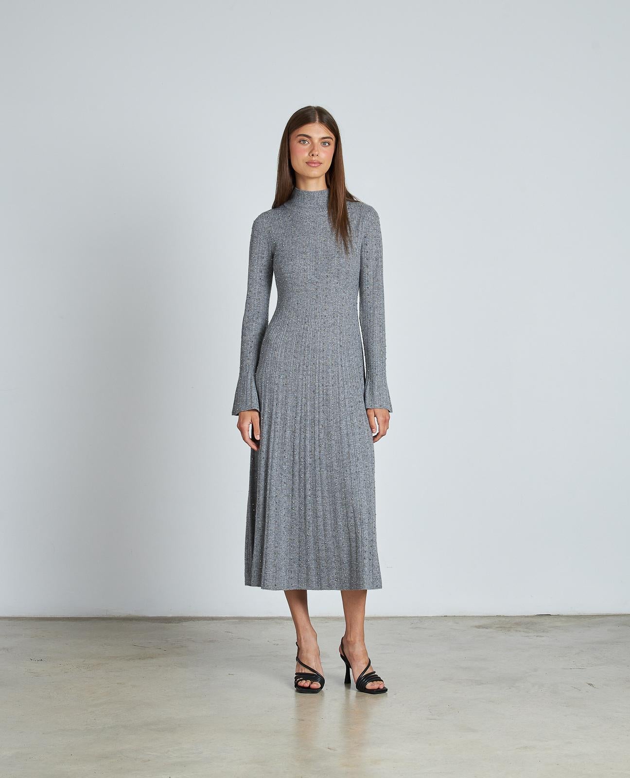 VESTIDO COMPRIDO COM BRILHANTES