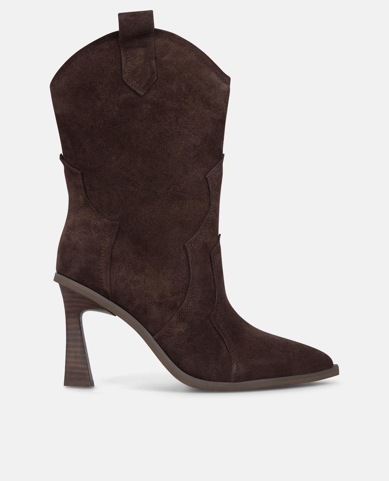 BOTA DE CANO ALTO BORDADA