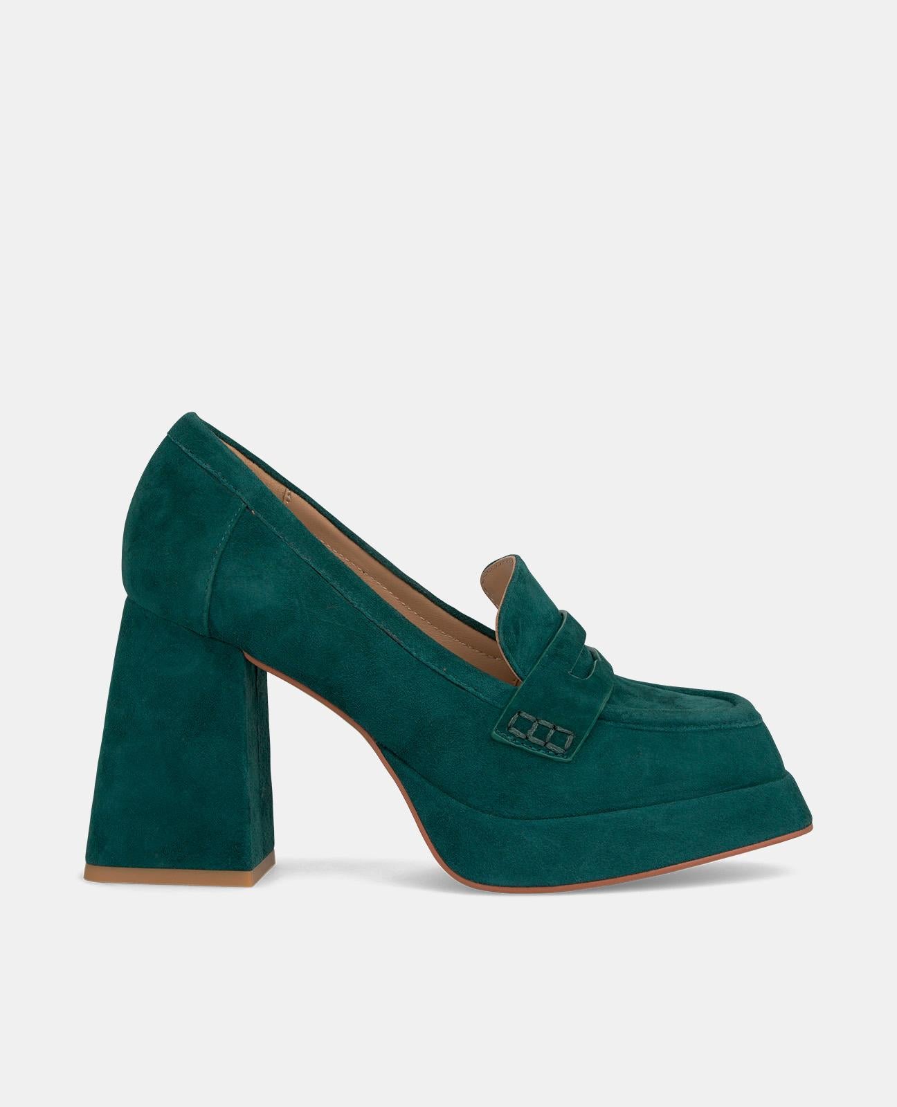 SCARPA CON TACCO E PLATEAU