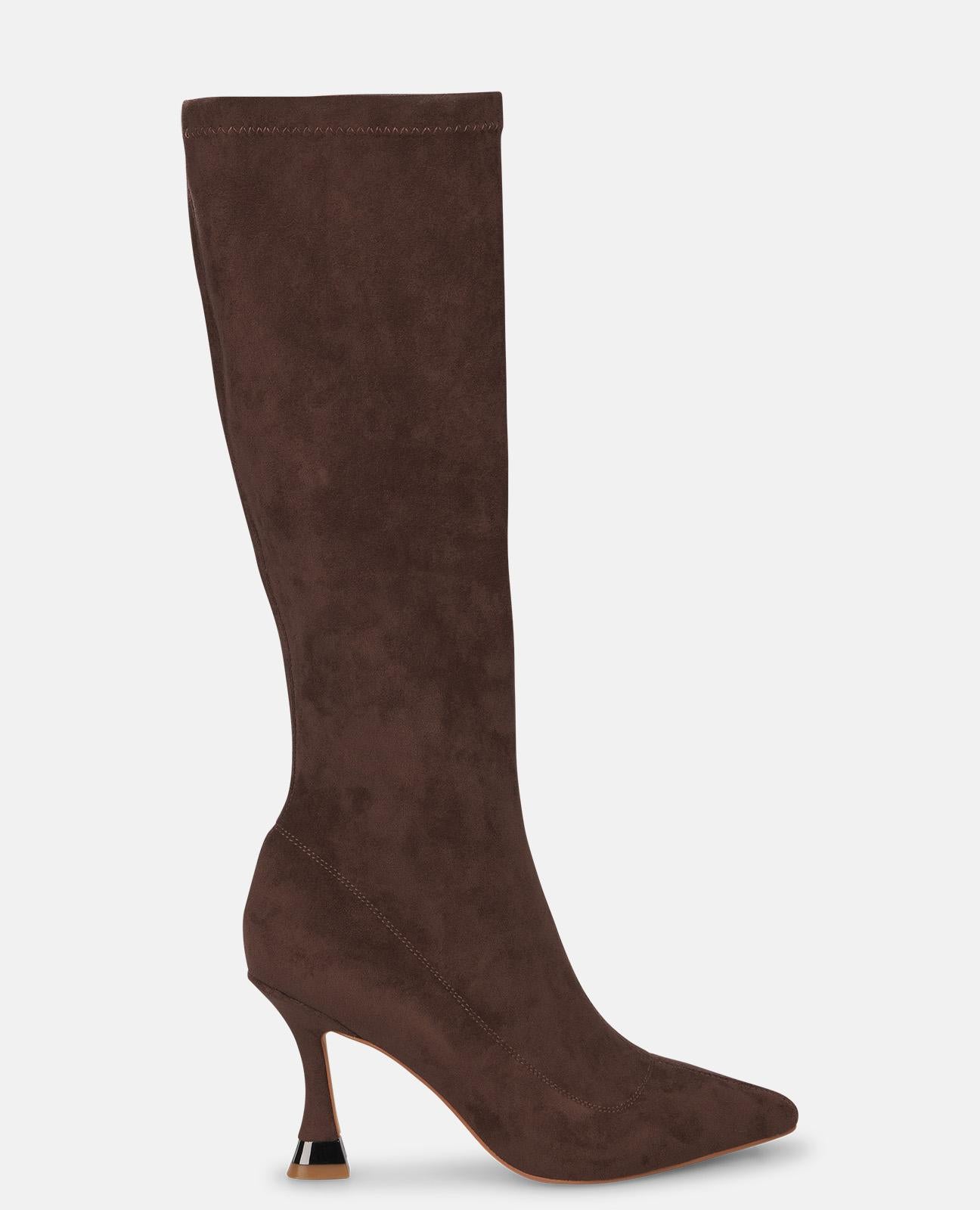 BOTA DE SALTO AGULHA