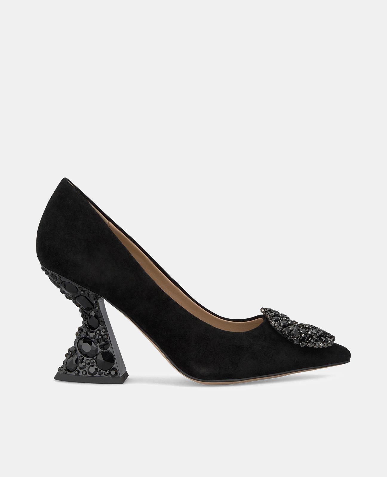 CHAUSSURE À TALON AVEC EMBELLISSEMENT