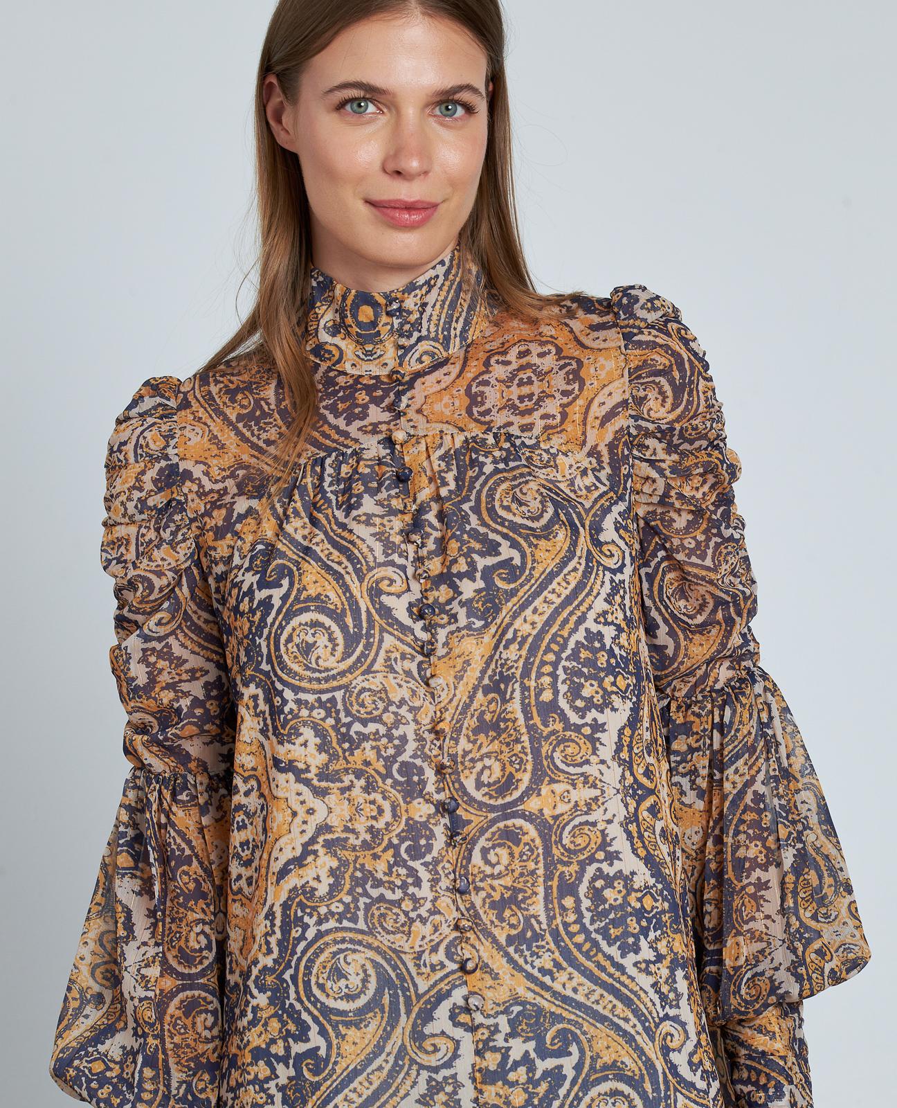 BLUSA ESTAMPADA ABOTONADA
