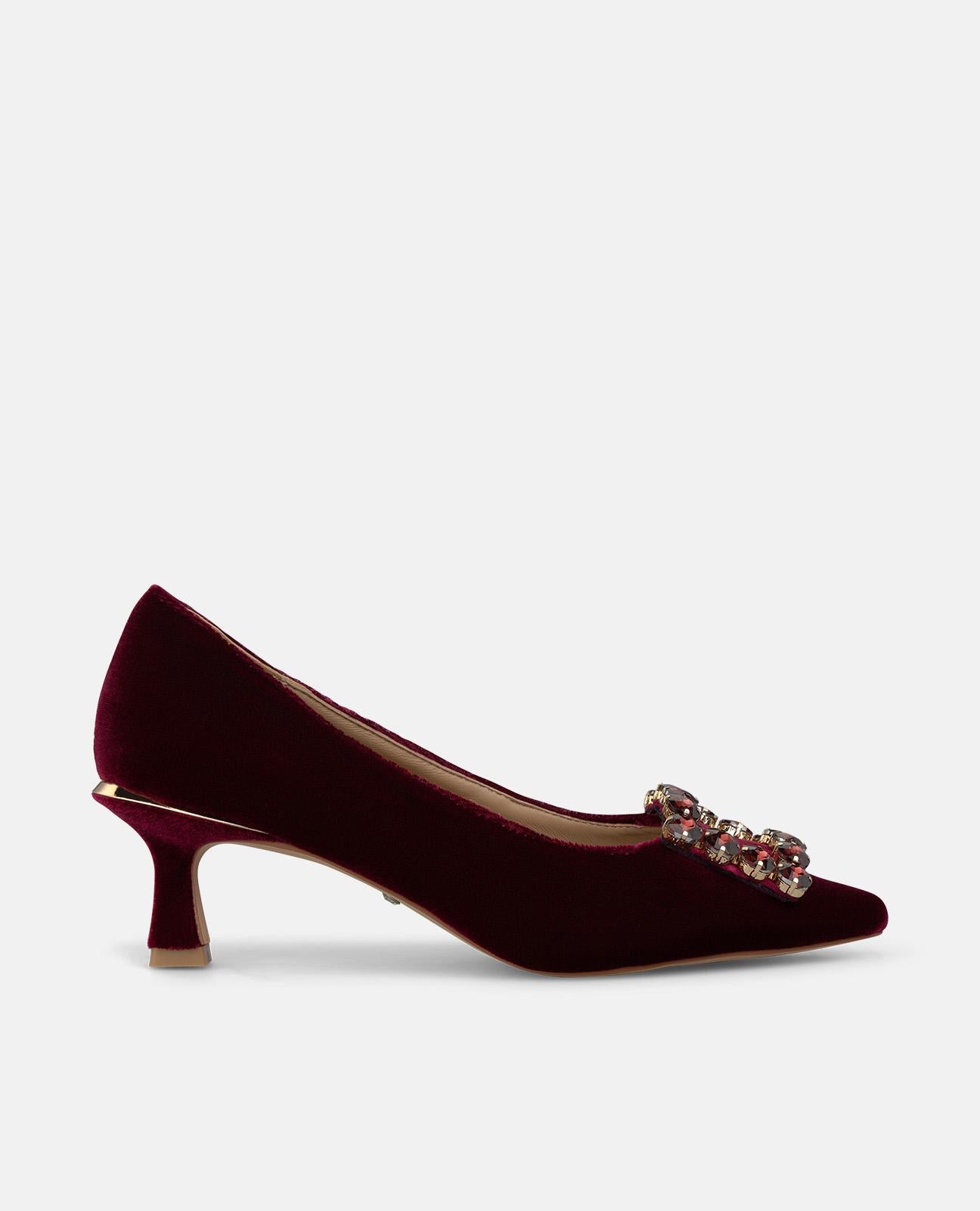 ZAPATO TACÓN TERCIOPELO CON ADORNO