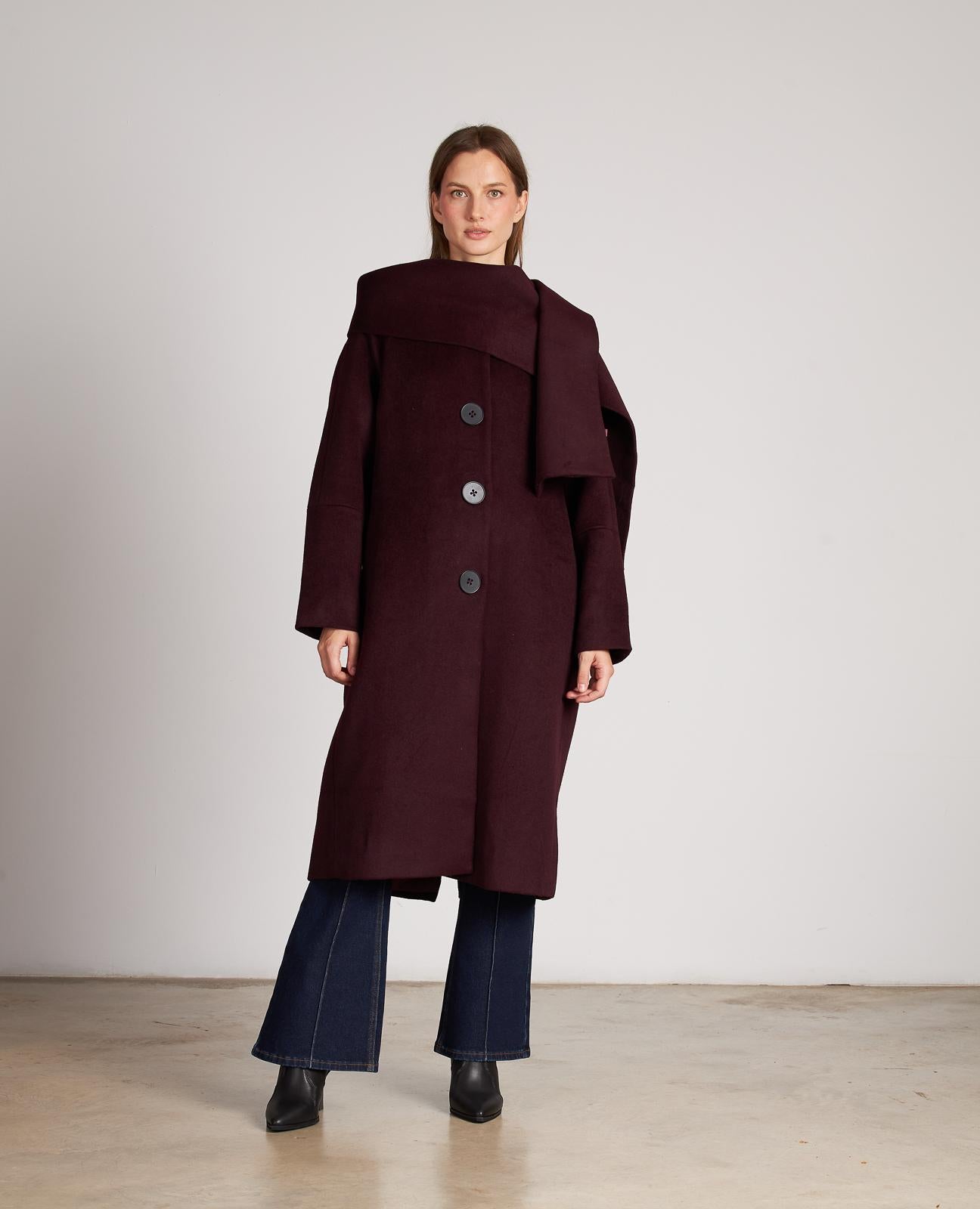 CAPPOTTO CON SCIARPA A BOTTONI