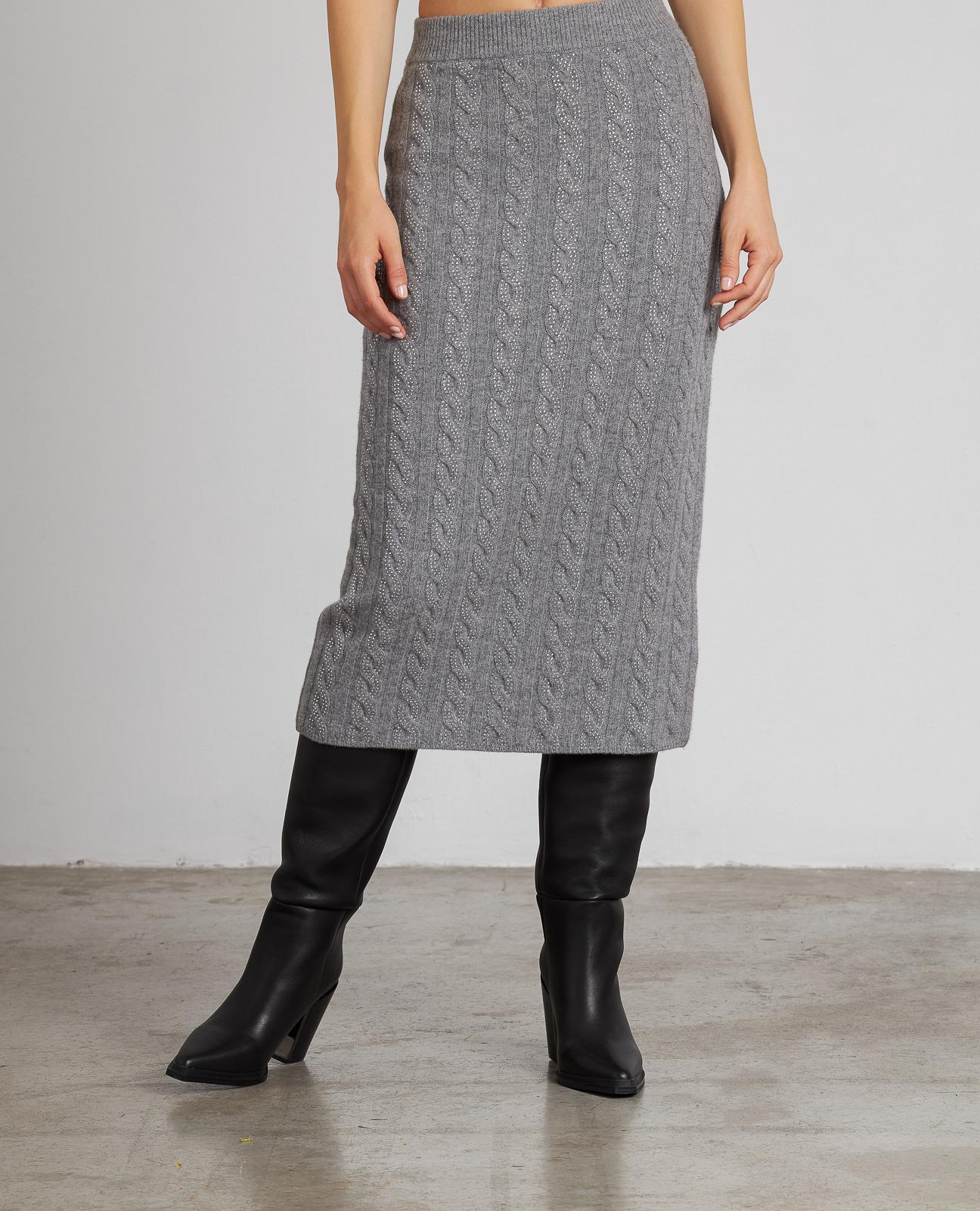 FALDA PUNTO OCHOS PEDRERÍA