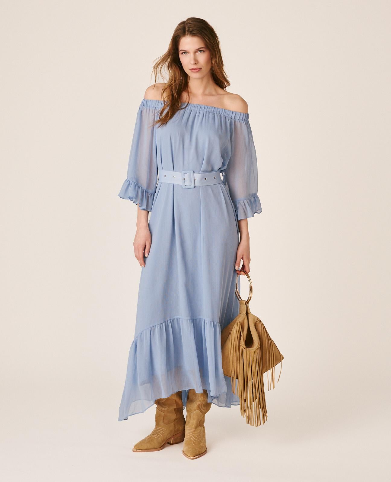 VESTIDO MÉDIO COM MANGAS FOLHADAS