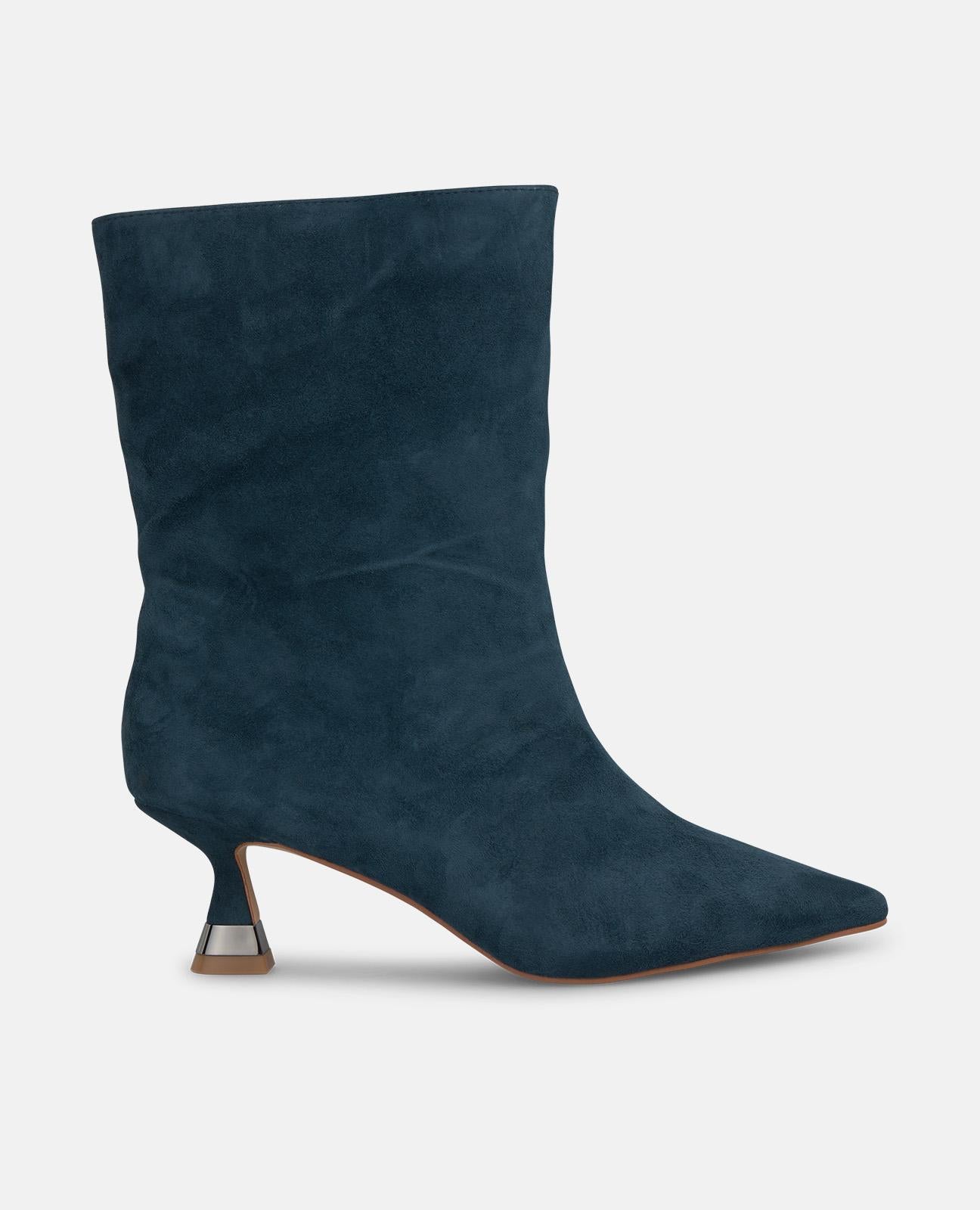 METALLIC HEELED ANKLE BOOT