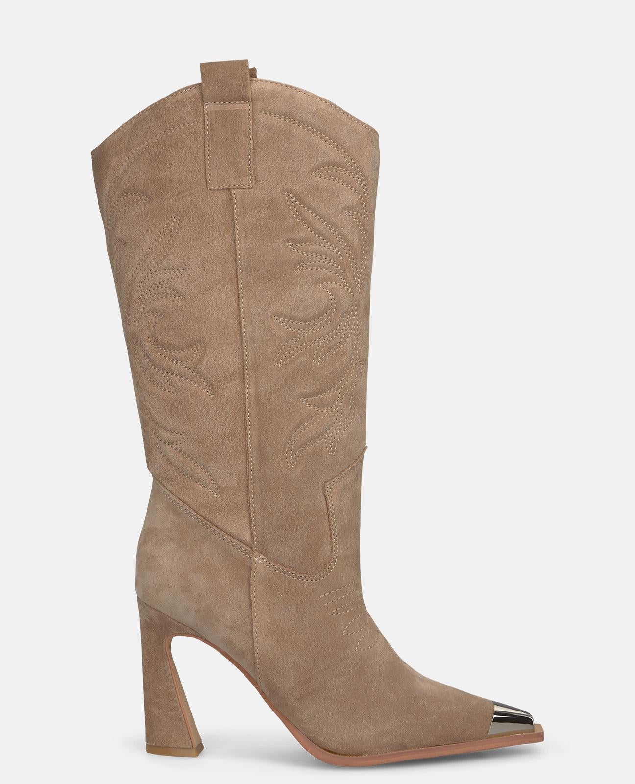 BOTA PUNTERA METALIZADA