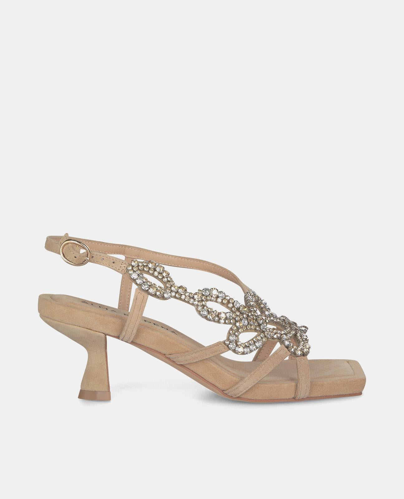 SANDÁLIA COM PORMENOR DE SALTO BAIXO