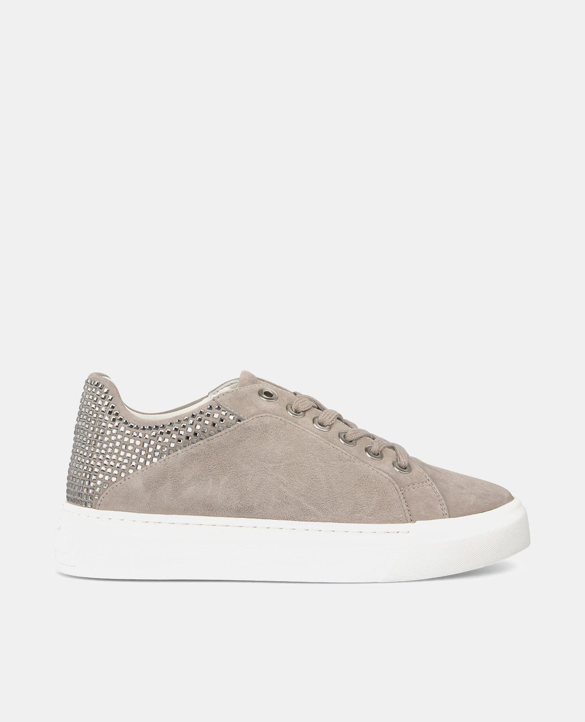 SAPATOS COM BRILHANTES