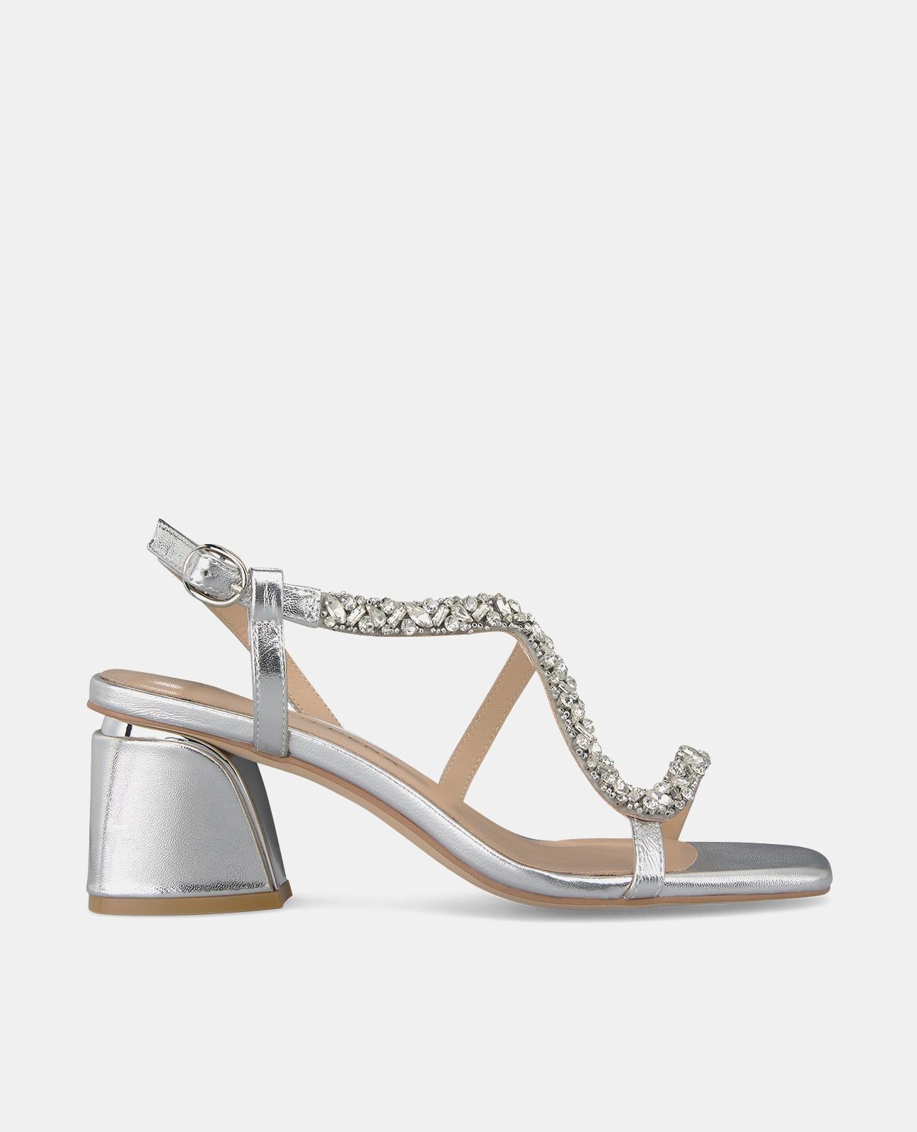 SNAKE SANDAL SQUARE HEEL