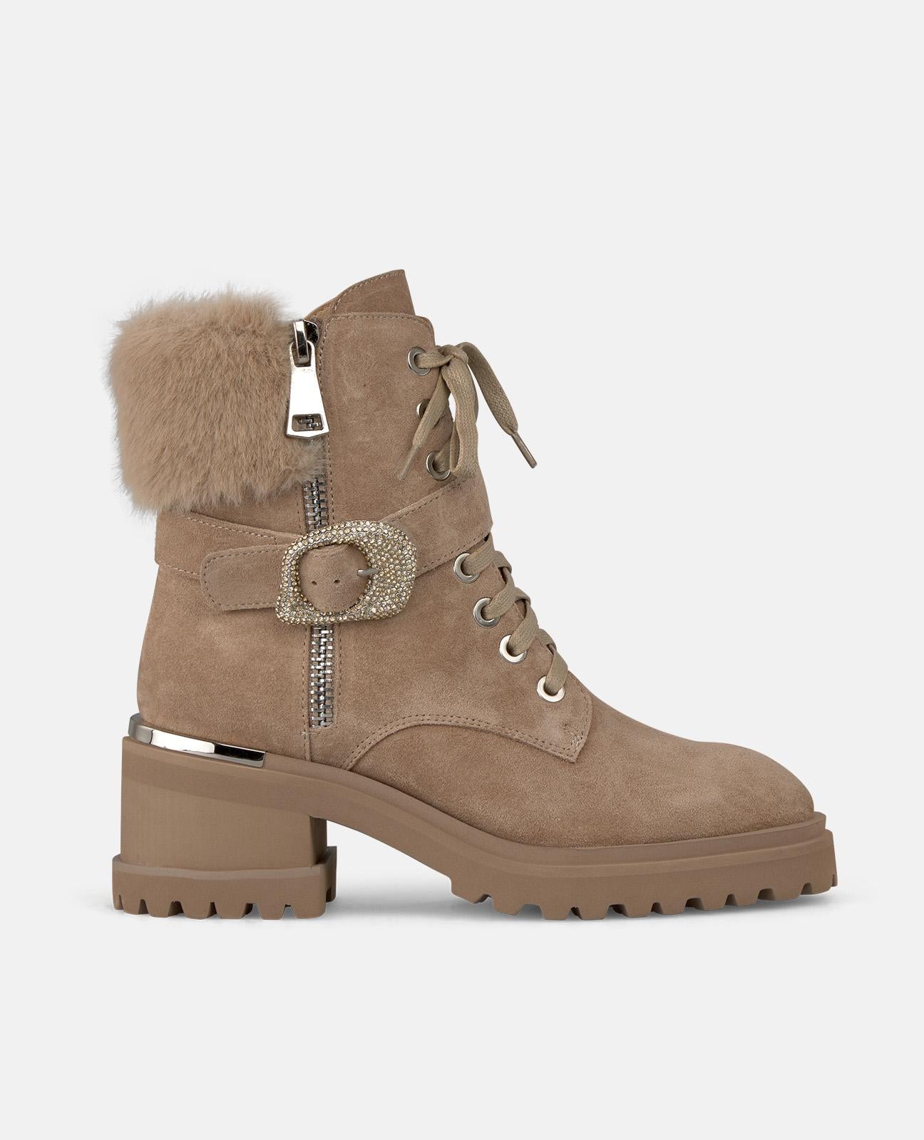 BOTINS COM SALTO DE PÊLO