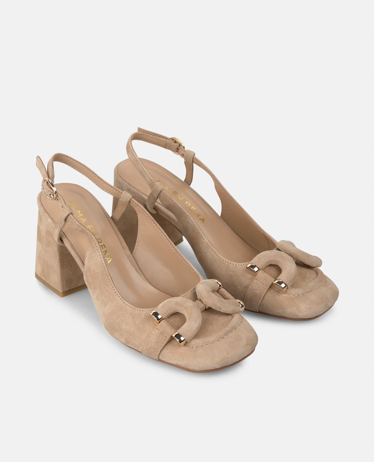 ZAPATO TACÓN DETALLE