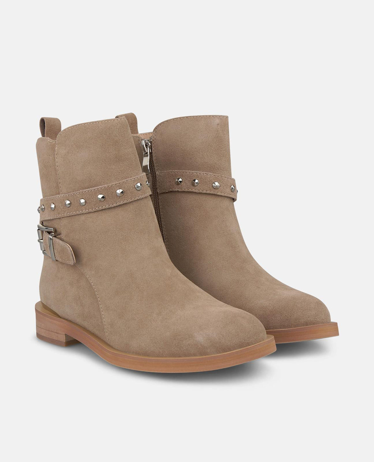 FLAT ANKLE BOOT WITH STUDS DETAILS