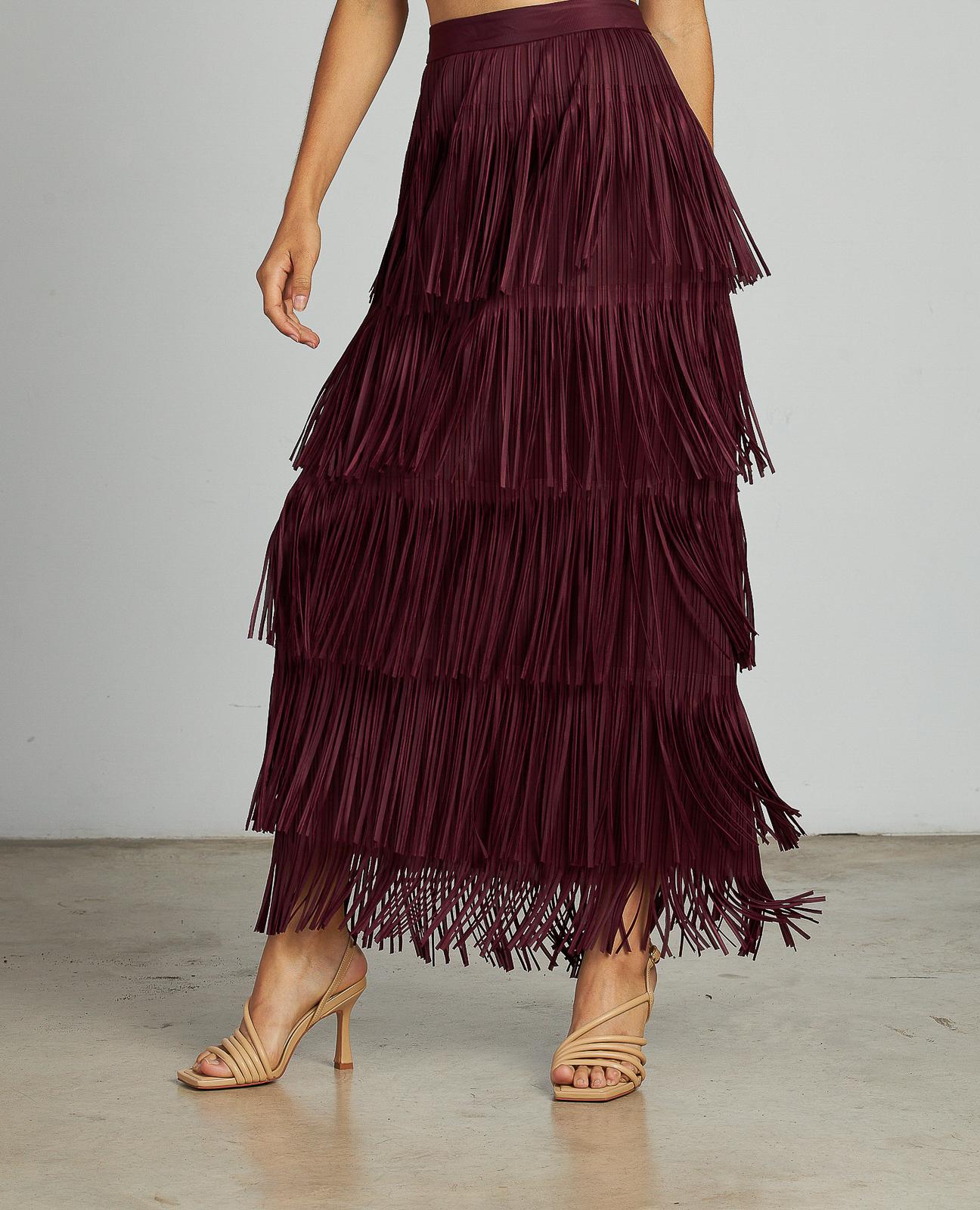 FALDA CUBIERTA CON FLECOS