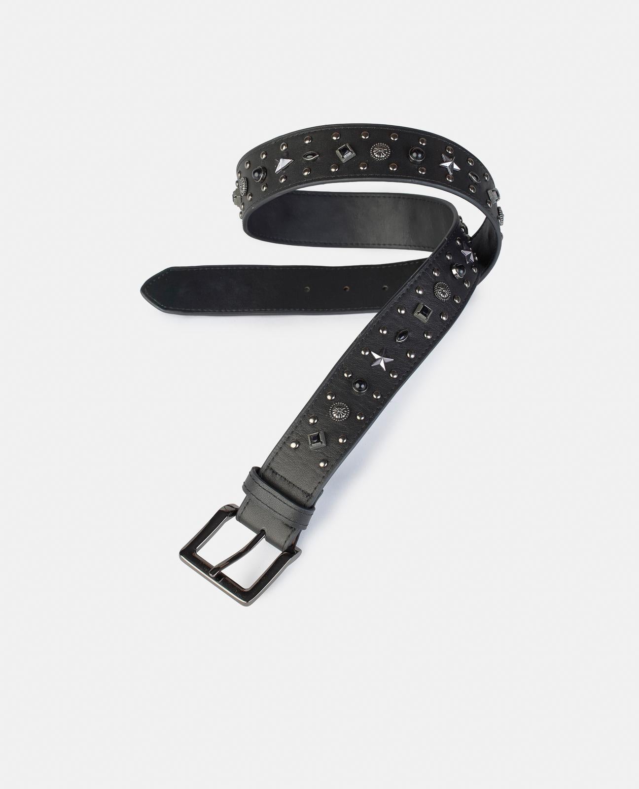 BELT WITH STUDS DETAIL