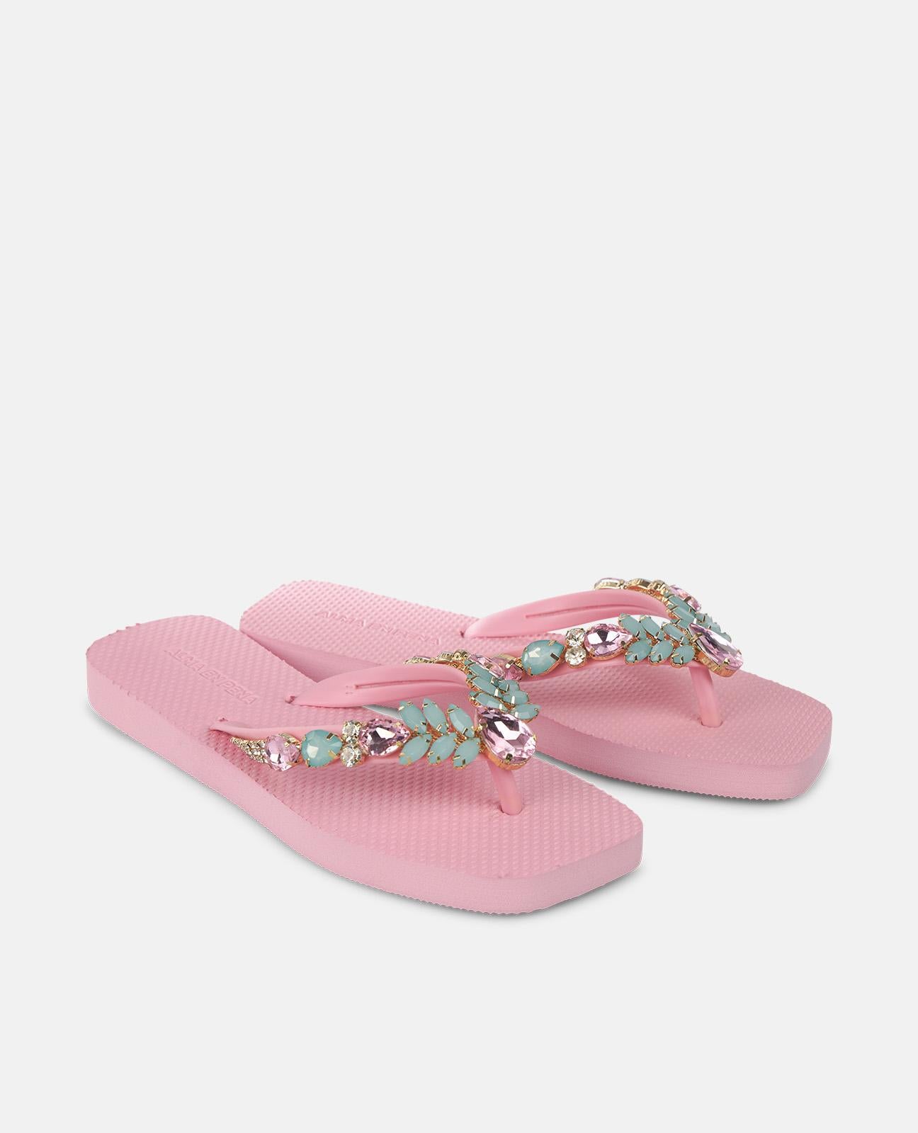 FLIP FLOP WITH RHINESTONE DETAILS