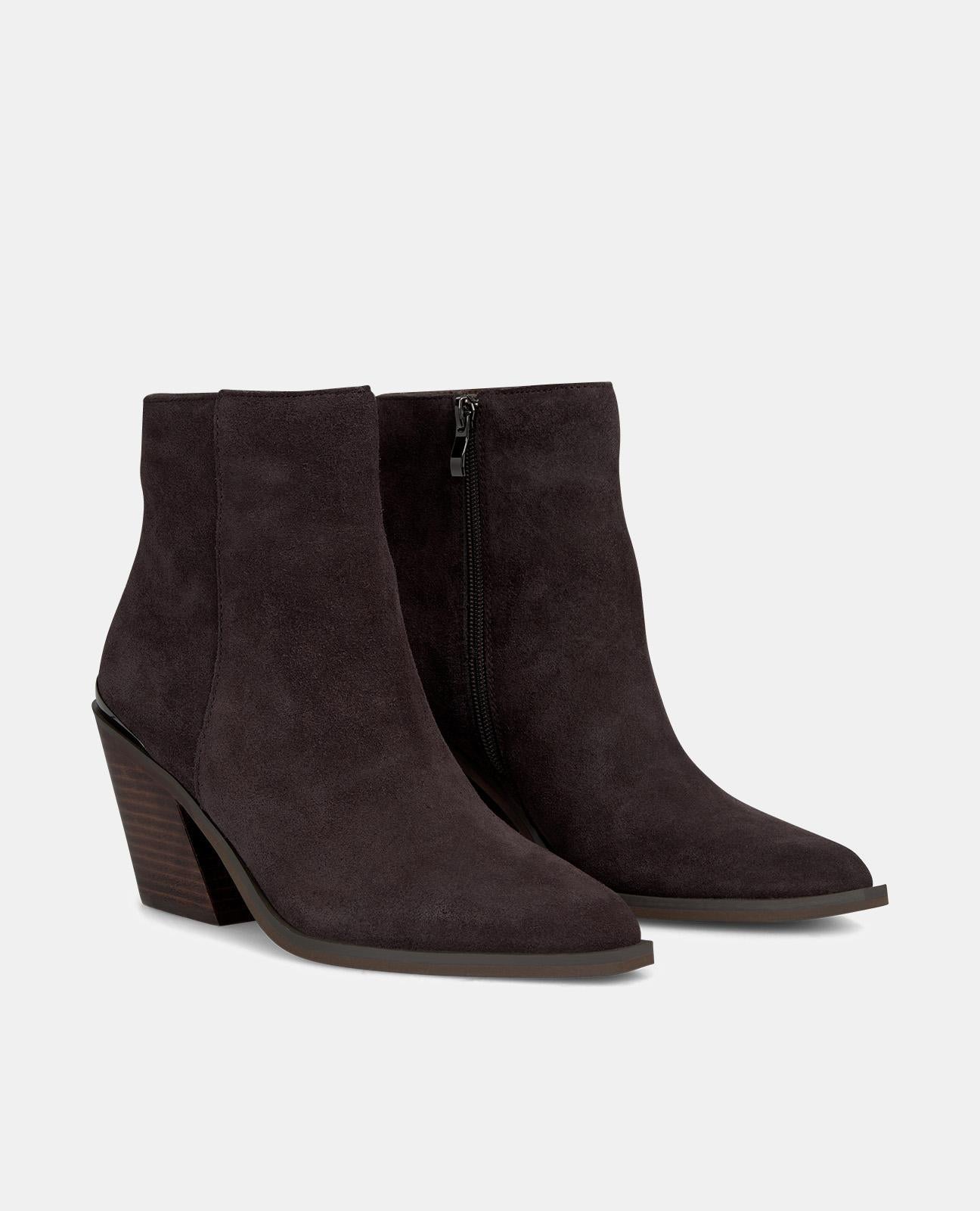 BOTTE DE CHEVILLE AVEC TALON EN MÉTAL