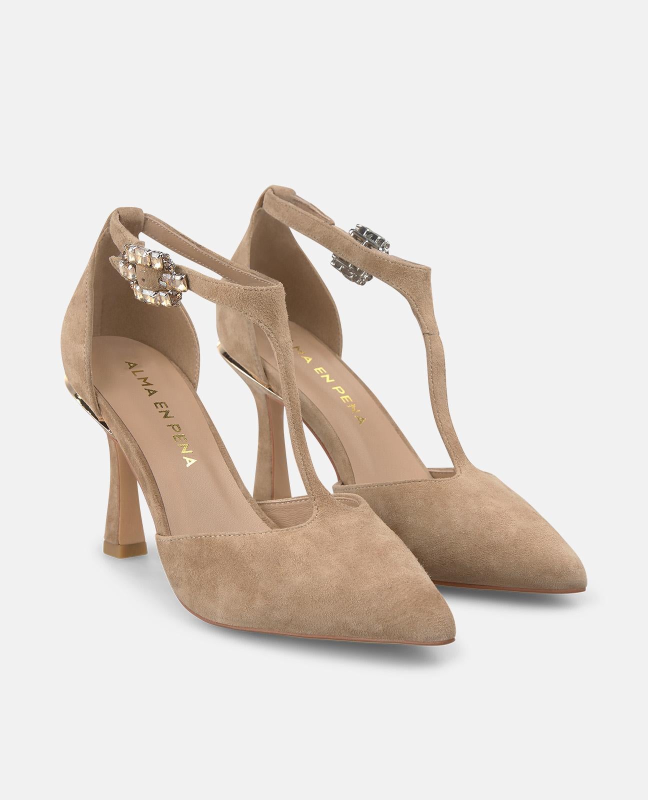 SALÃO COM FIVELA DE STRASS