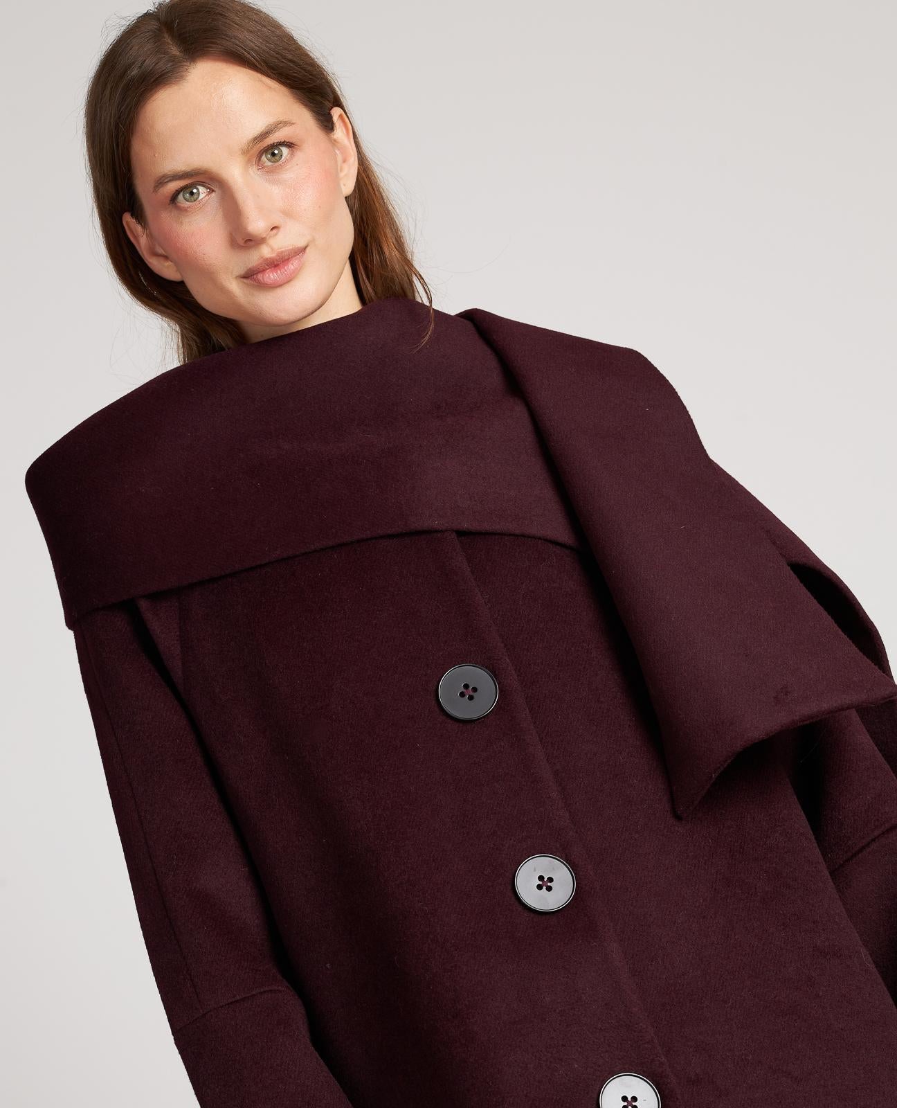 CAPPOTTO CON SCIARPA A BOTTONI