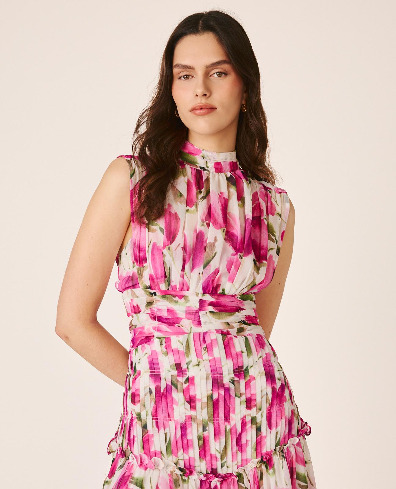 VESTIDO LONGO COM GOLA ALTA