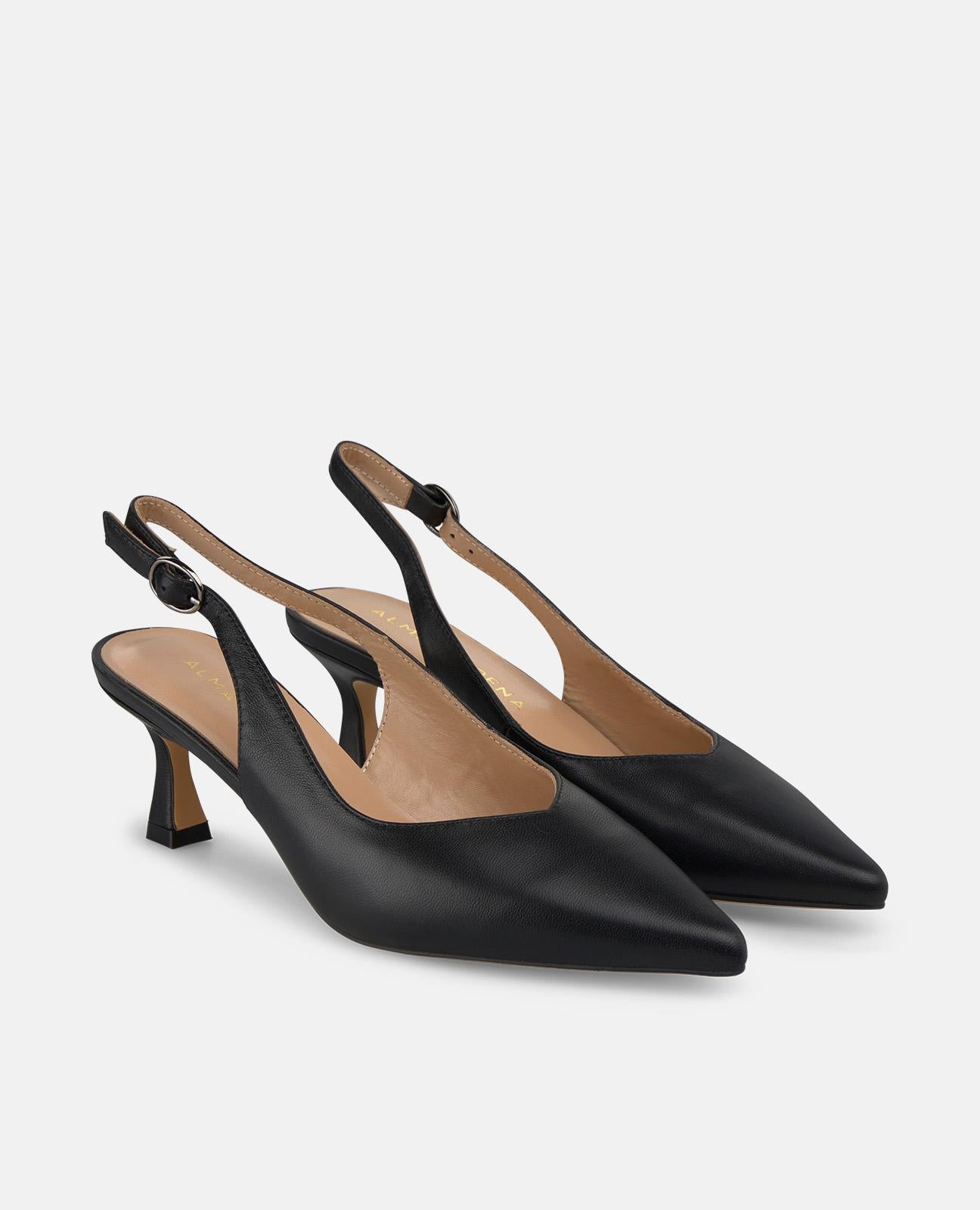 CHAUSSURES À PETITS TALONS