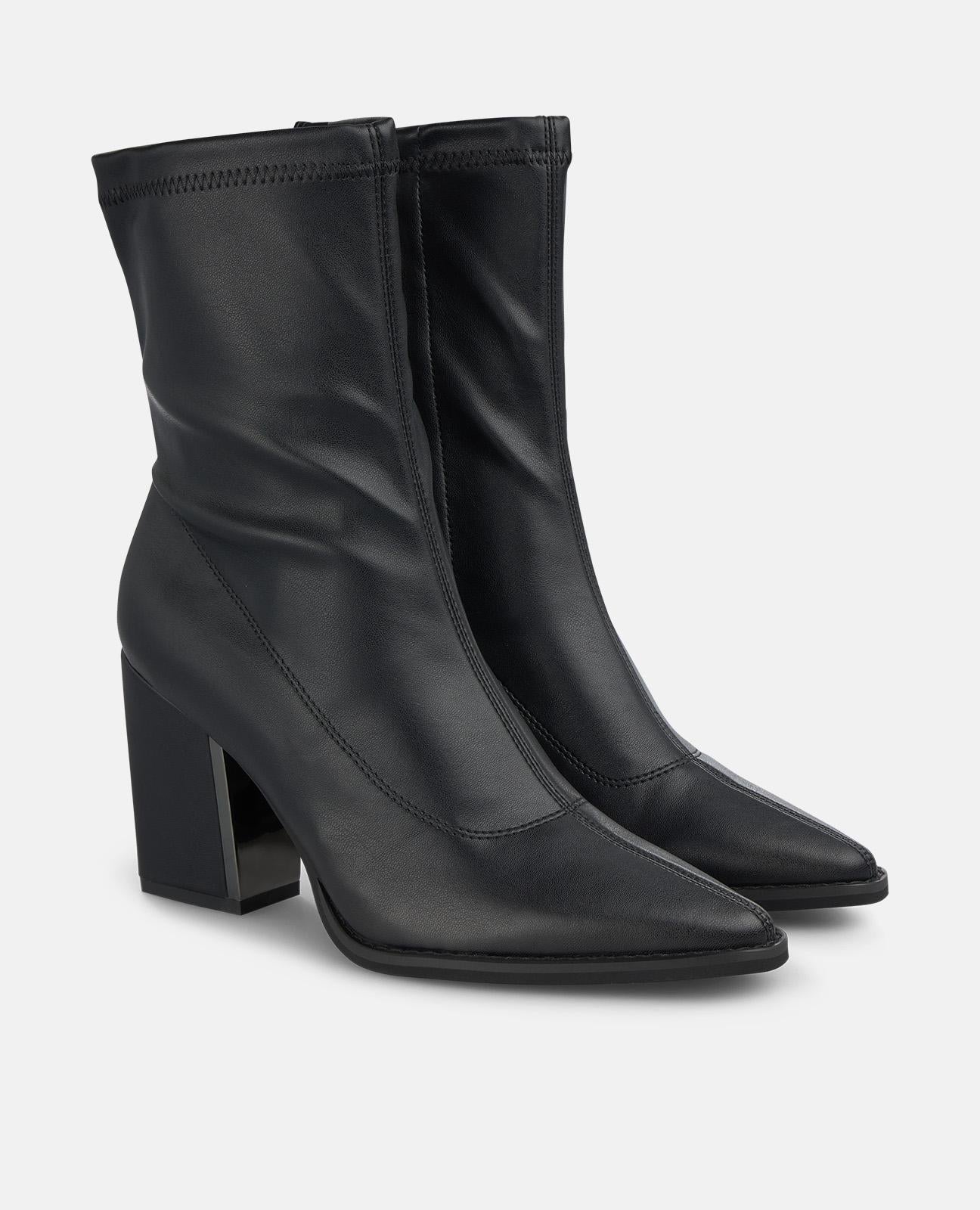 BOTTE DE CHEVILLE À TALON CARRÉ