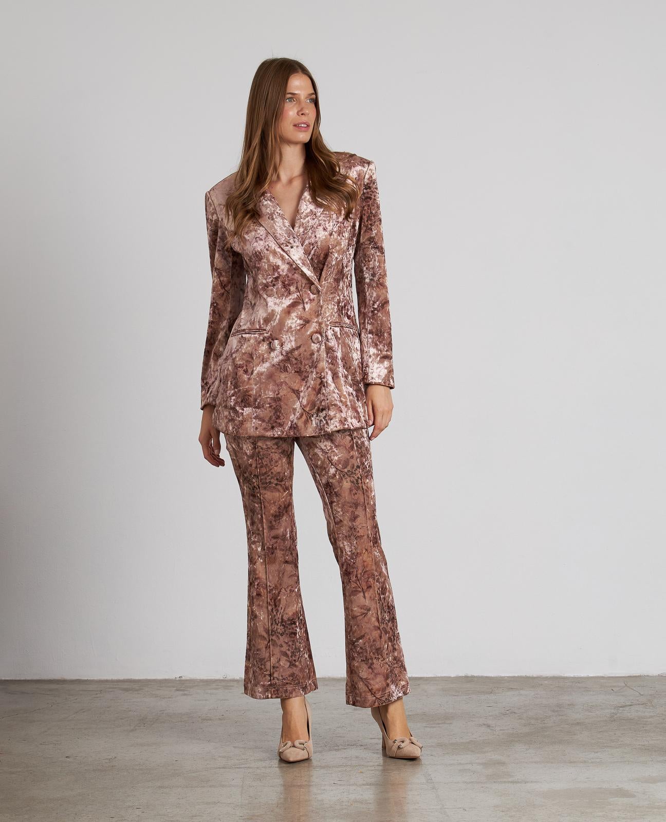 PANTALÓN FLARE TERCIOPELO