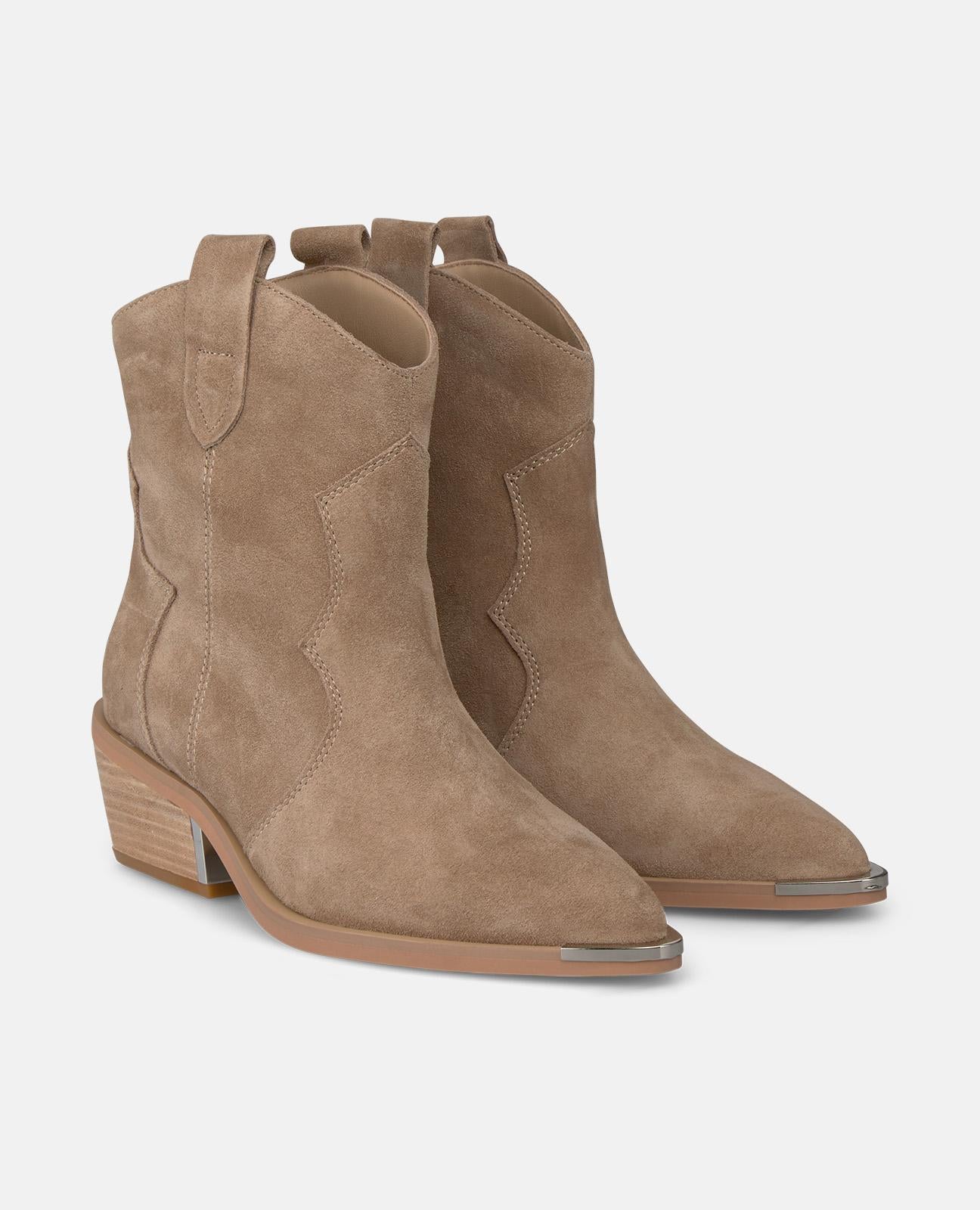 FLACHE COWBOY-STIEFEL