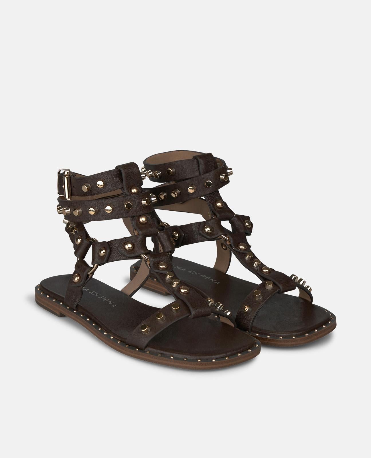 SANDALIA ESTILO GRIEGO TACHAS