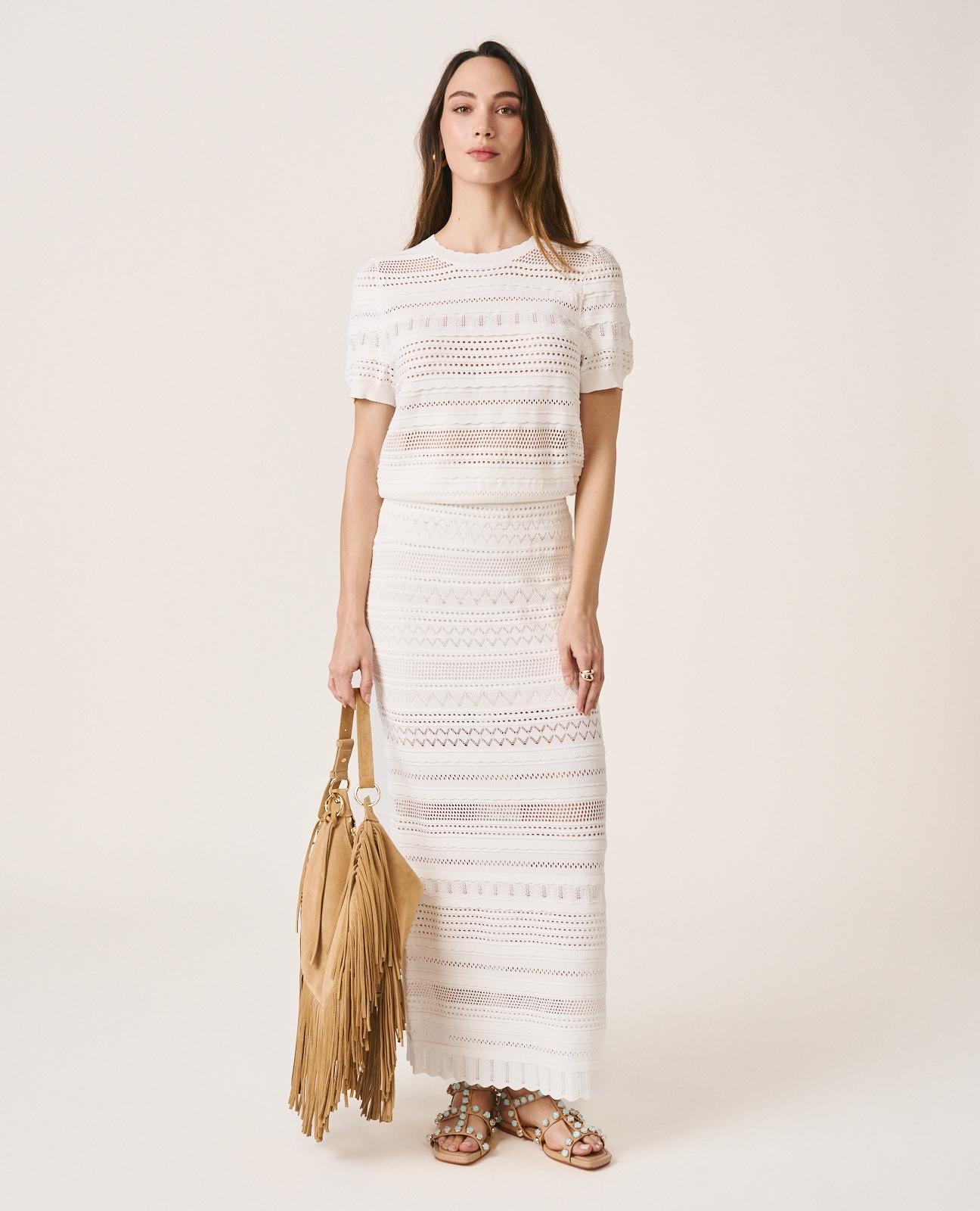 TOP WITH PUFFED SLEEVES