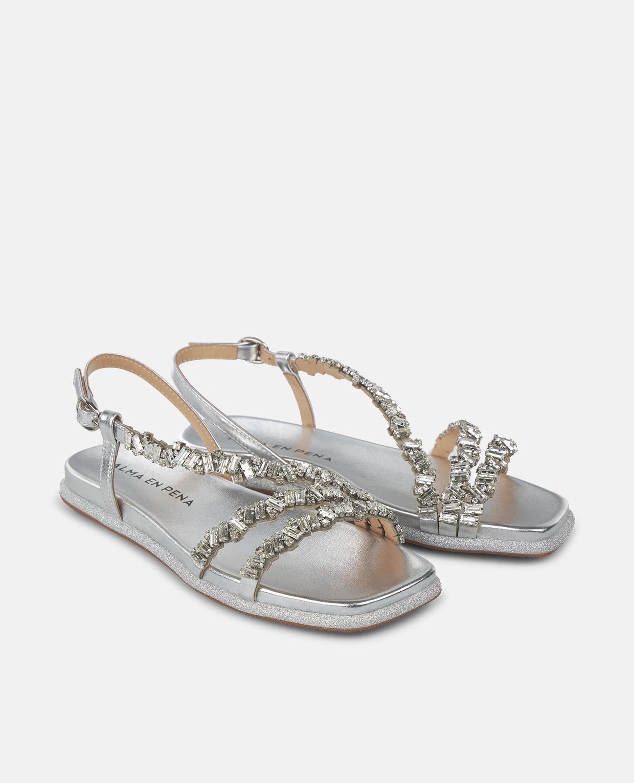 FLAT SANDAL WITH JEWEL STRAPS