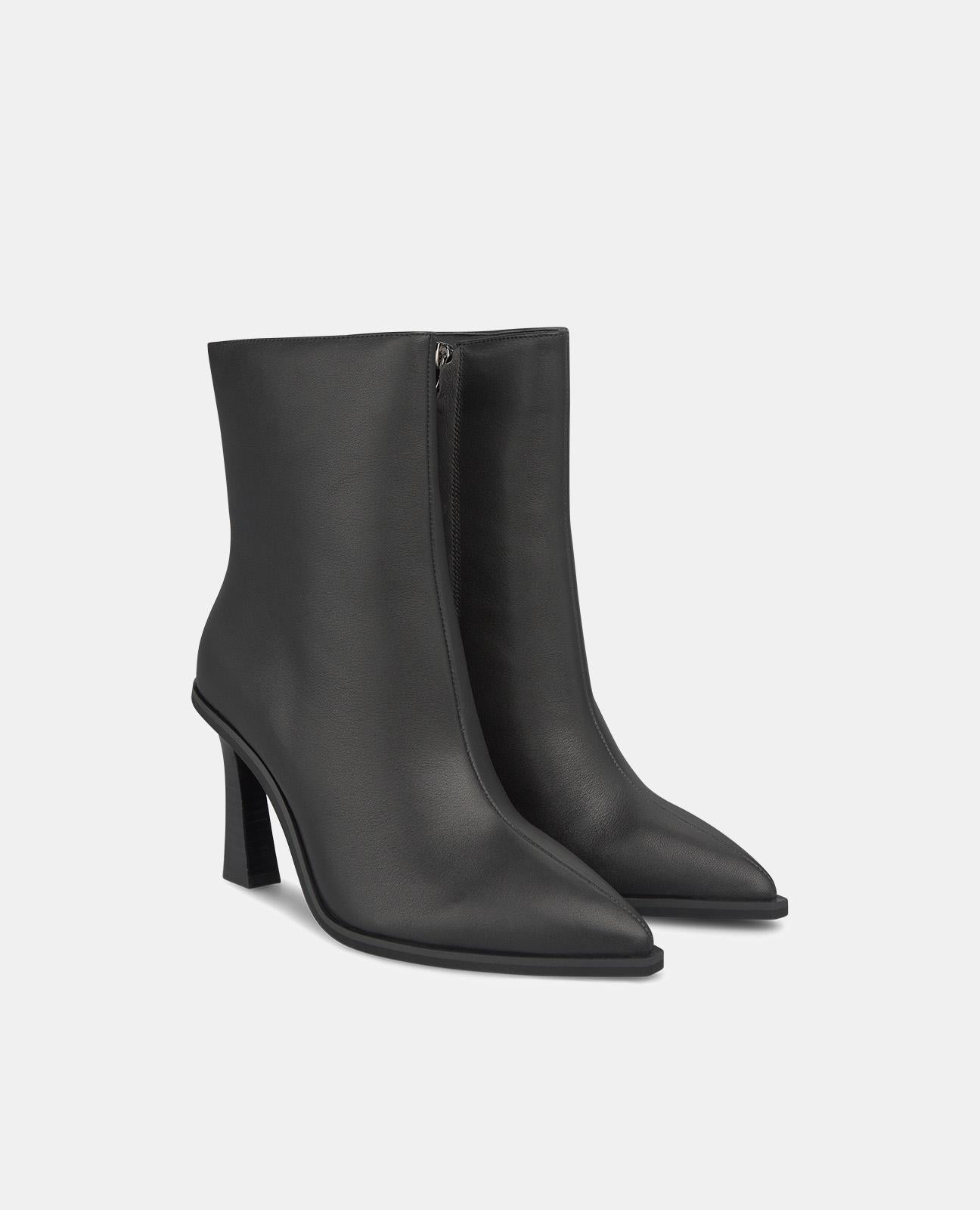 BOTTE DE CHEVILLE À TALON HAUT