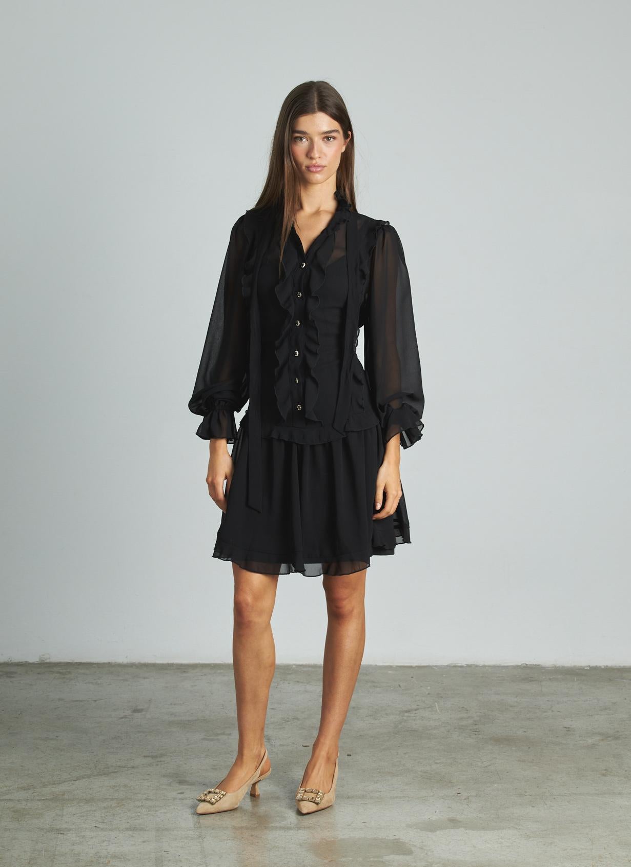 VESTIDO CORTO VOLANTES