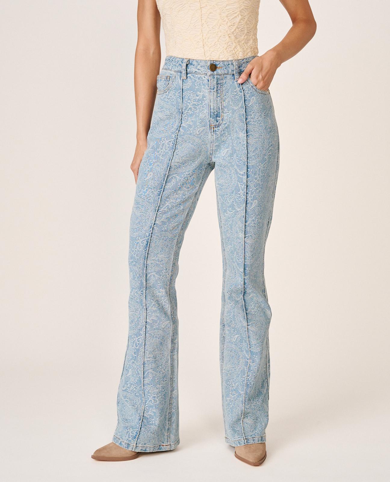 PANTALÓN VAQUERO FLARE PAISLEY