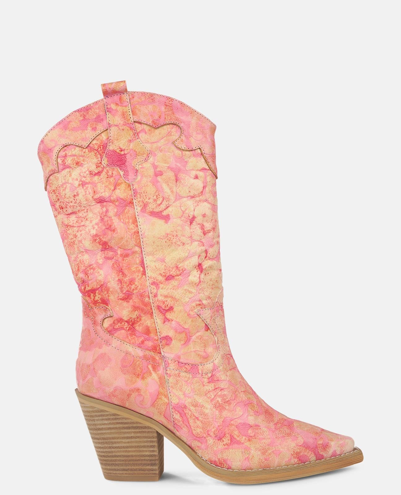 BESTICKTER HALBSTIEFEL