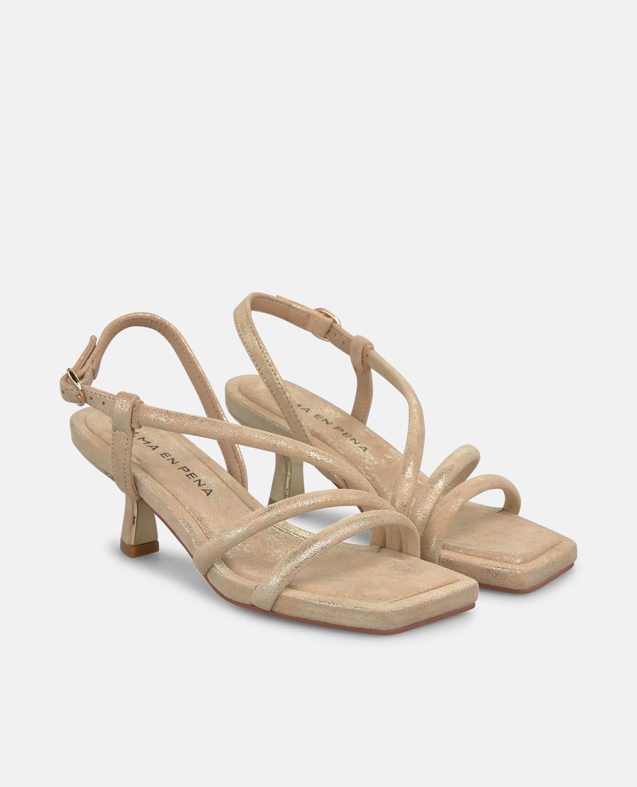 SANDALIA DE ESTRUCTURA CRUZADA