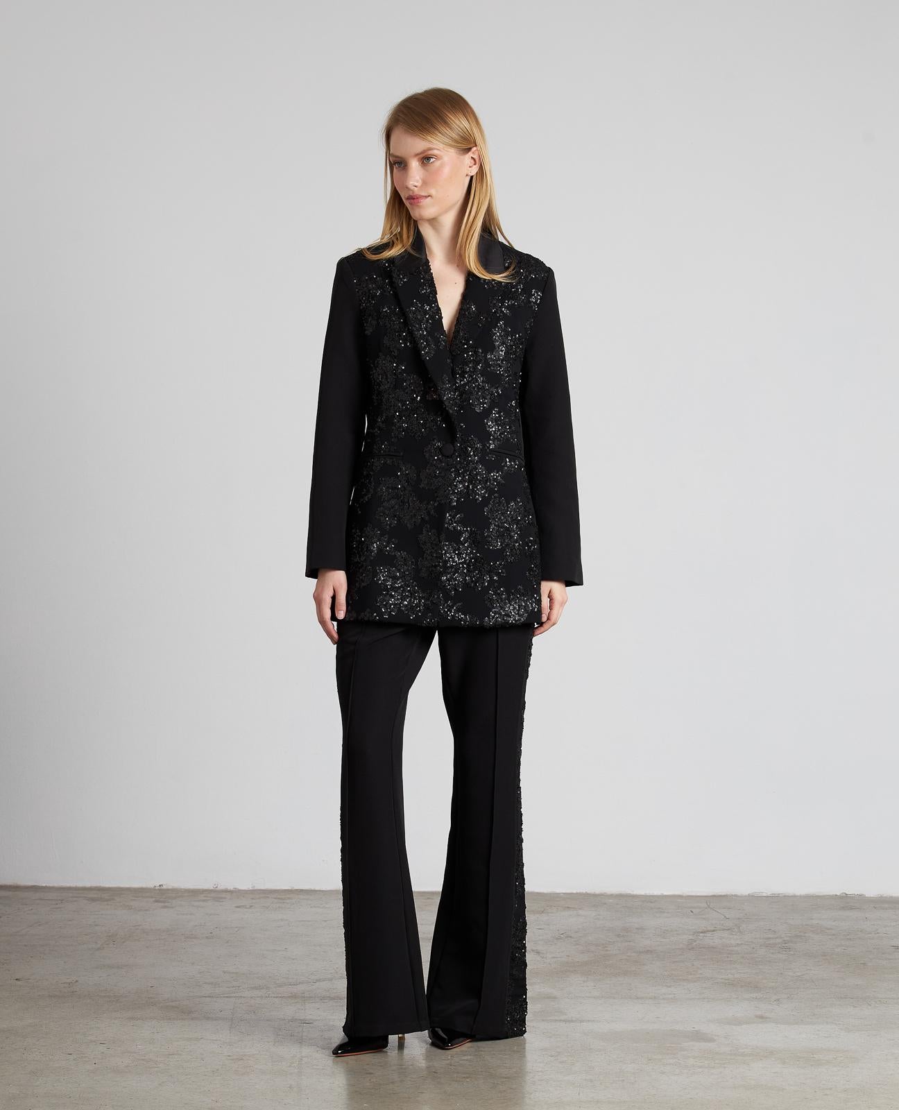 BLAZER DETALLES LENTEJUELAS