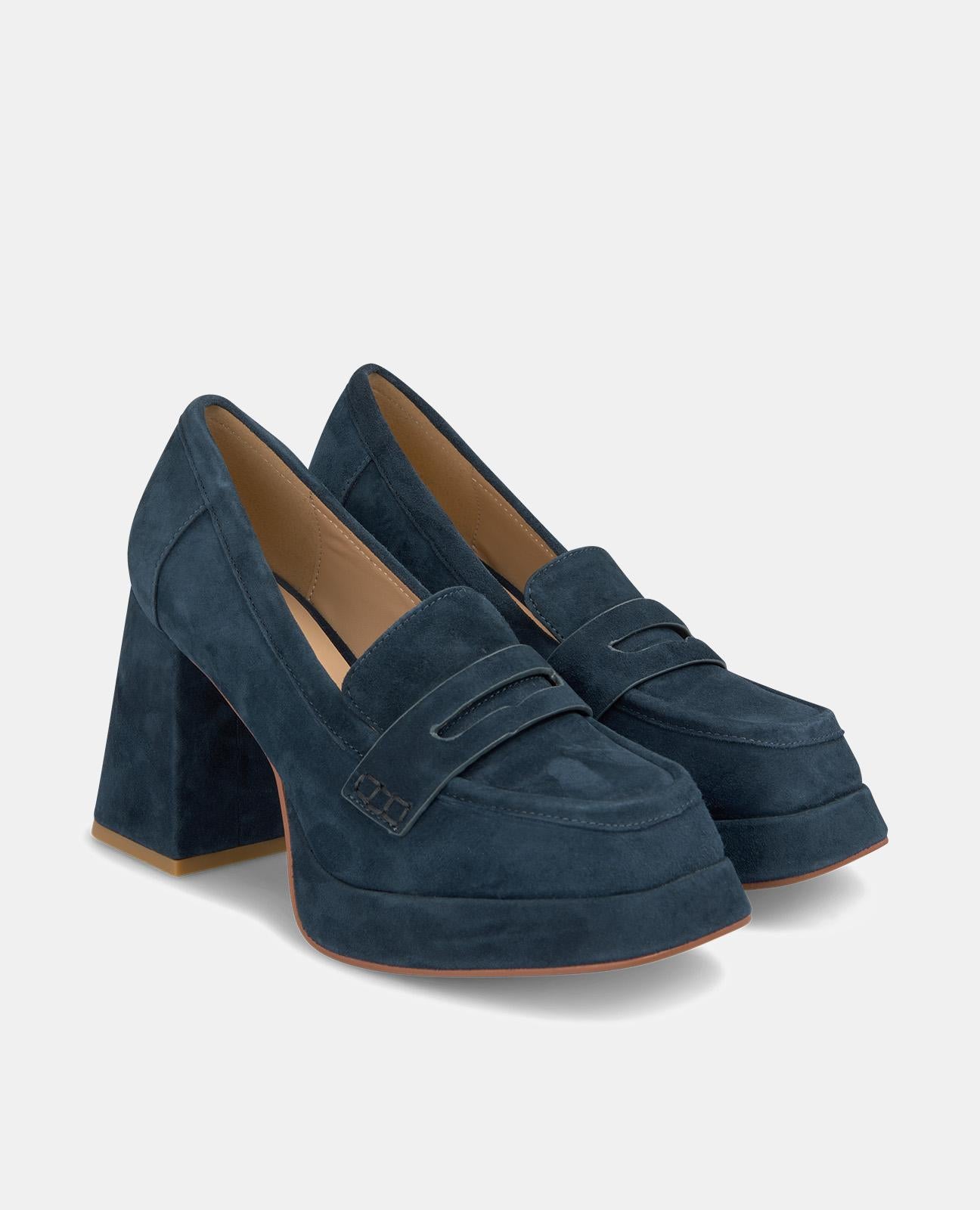 CHAUSSURE À TALON COMPENSÉ