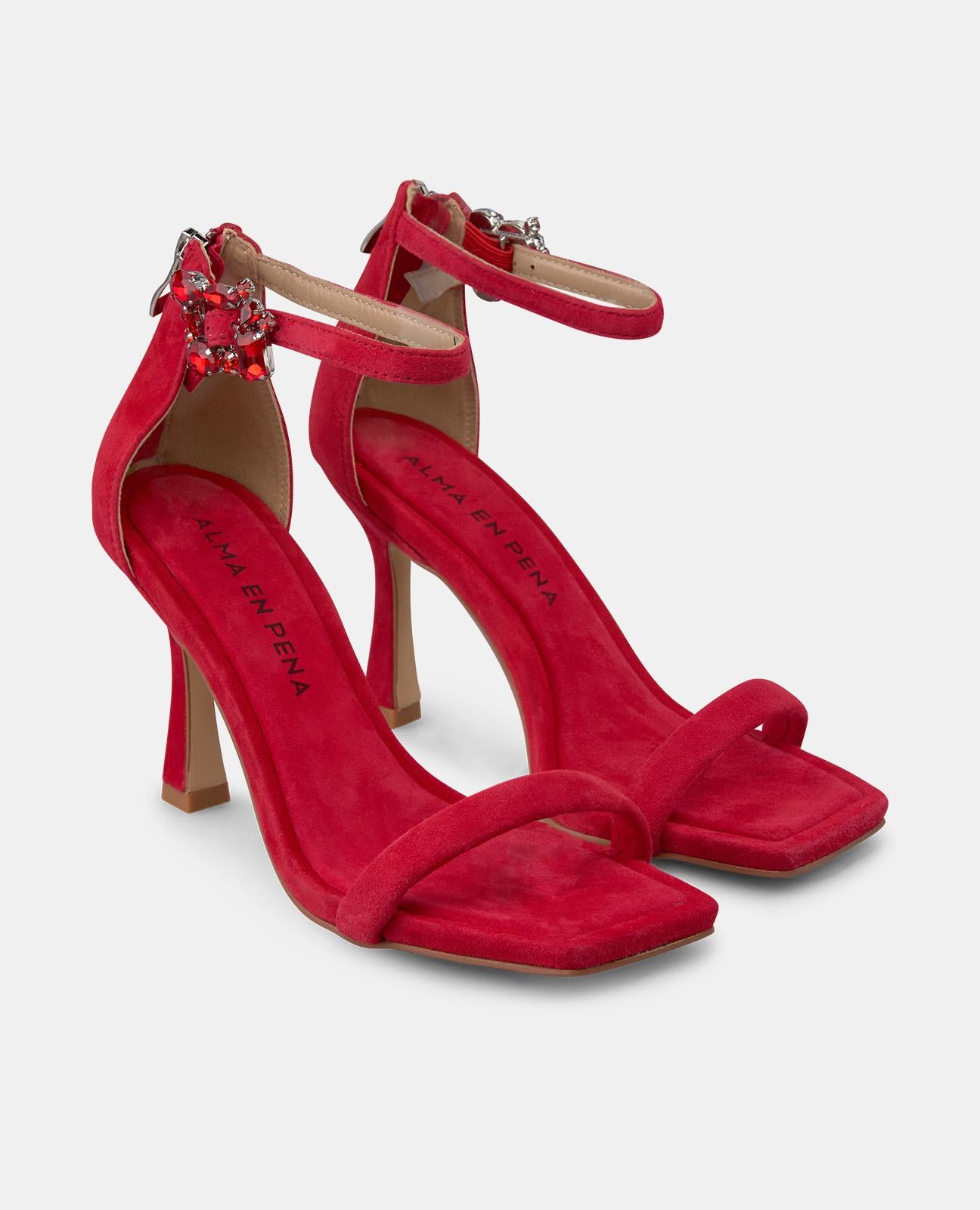 SANDALE MIT JUWELENSCHNALLE