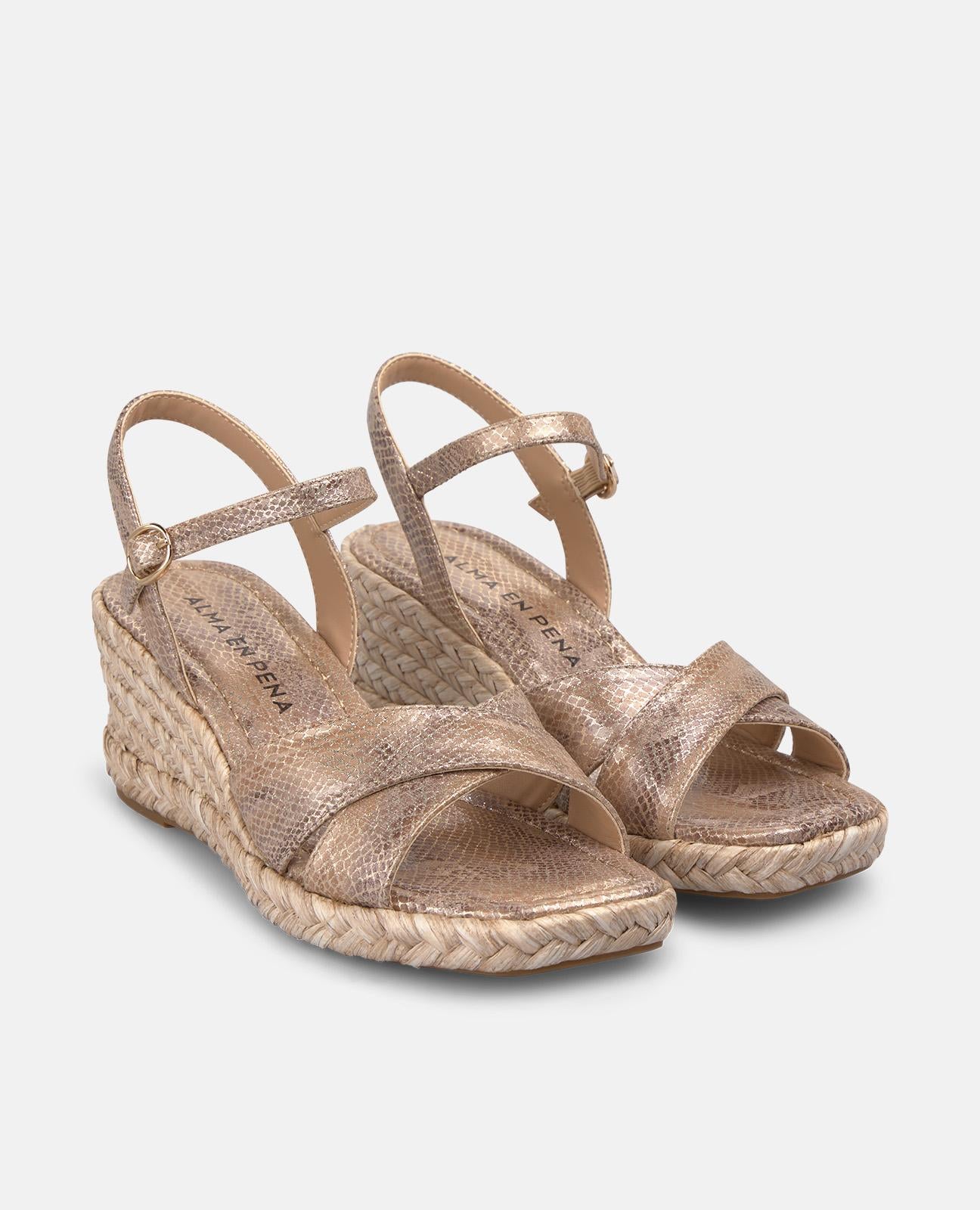 SANDALIA DE ESPARTO CON DOBLE TIRA CRUZADA