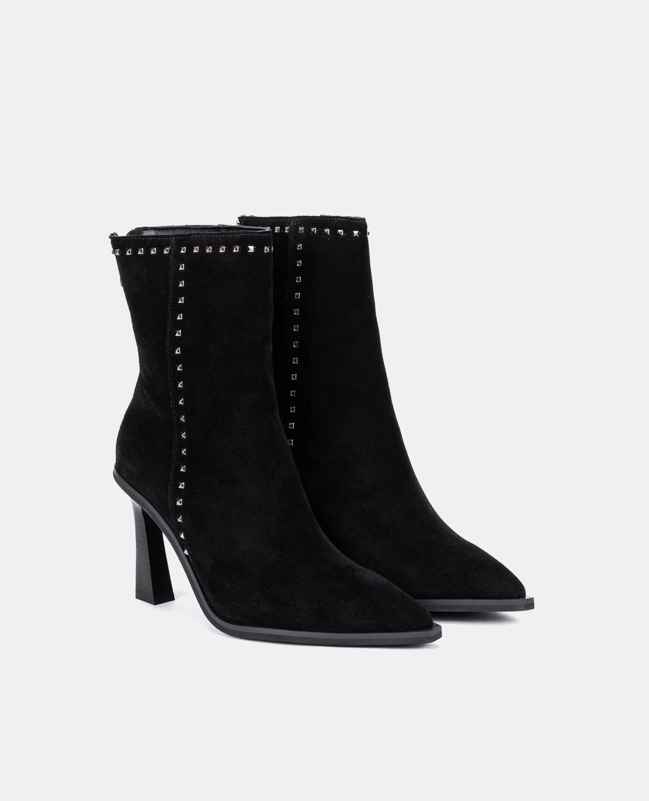 BOTTE DE CHEVILLE À TALON ENTONNOIR