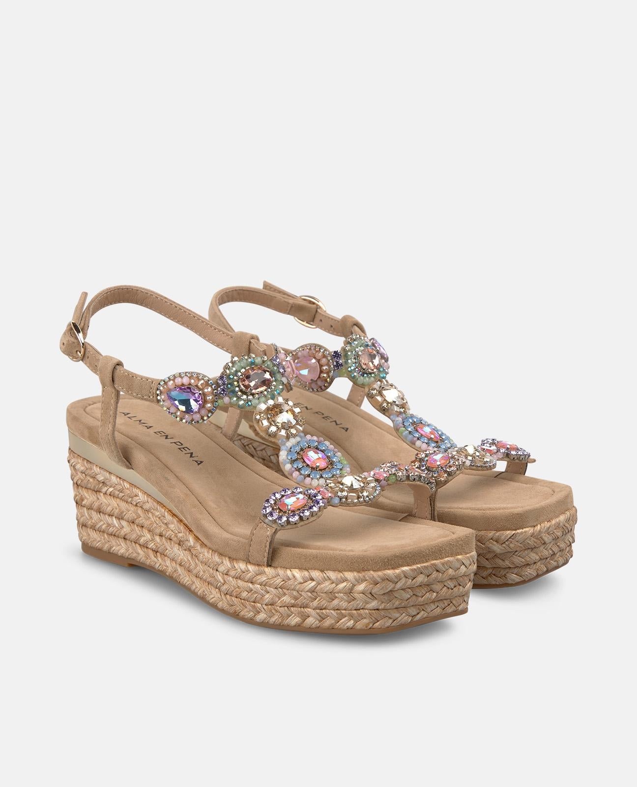 SANDALIA CON PEDRERIA CIRCULAR