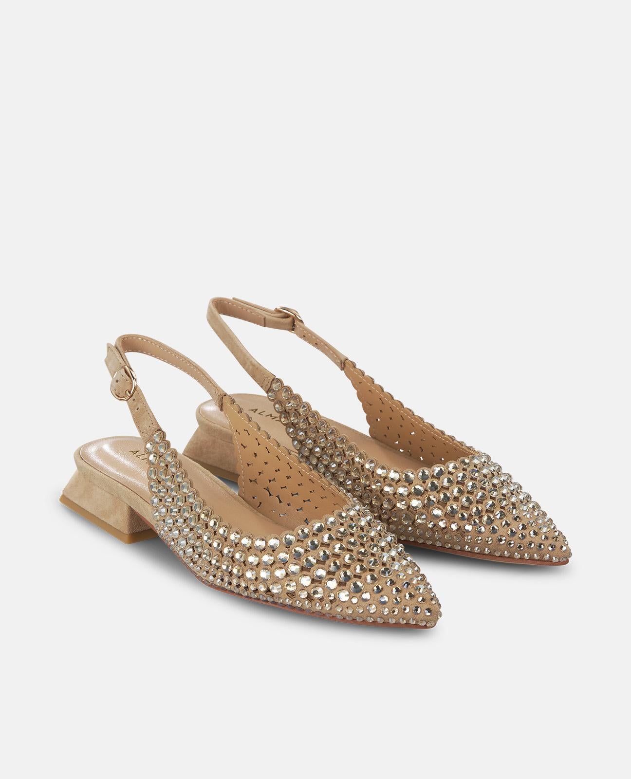 FLACHER SCHUH DETAILS