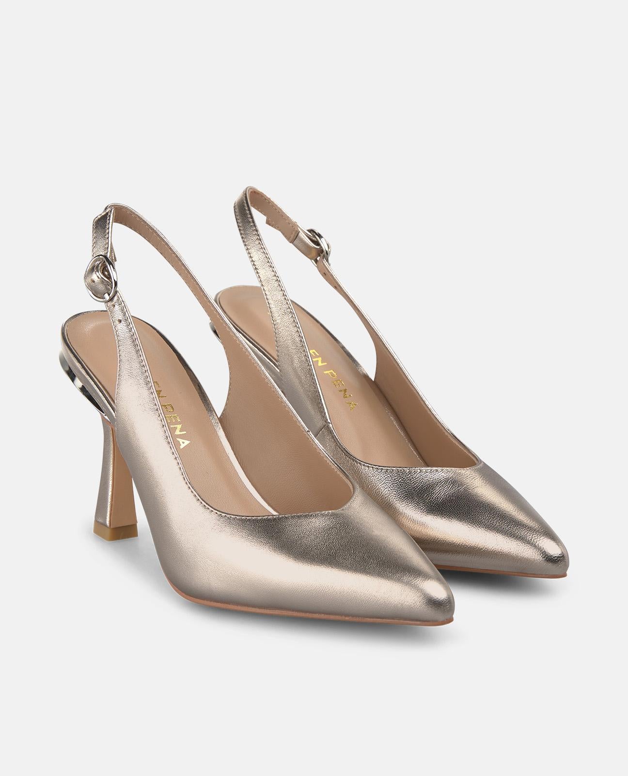 SONDERAUSSTELLUNG FÜR ABGESCHÄRFTES LEDER