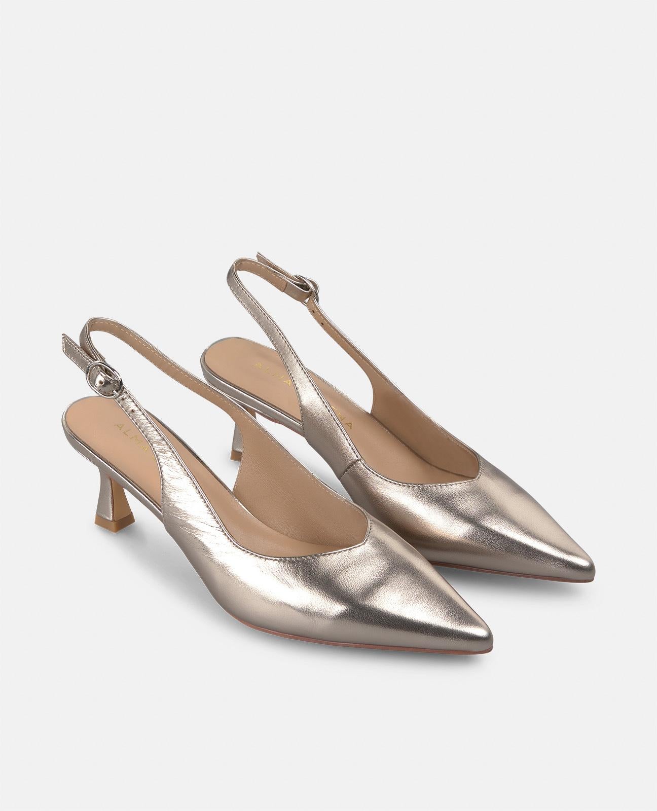 SAPATOS DE SALTO ALTO