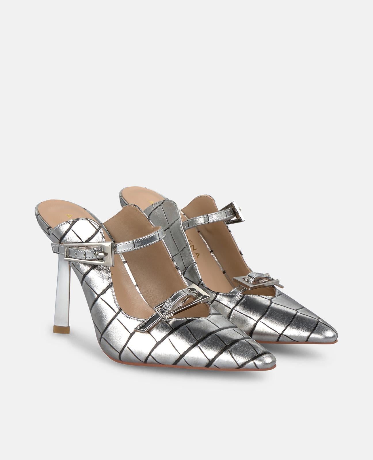 ZAPATO DESTALONADO CON HEBILLAS